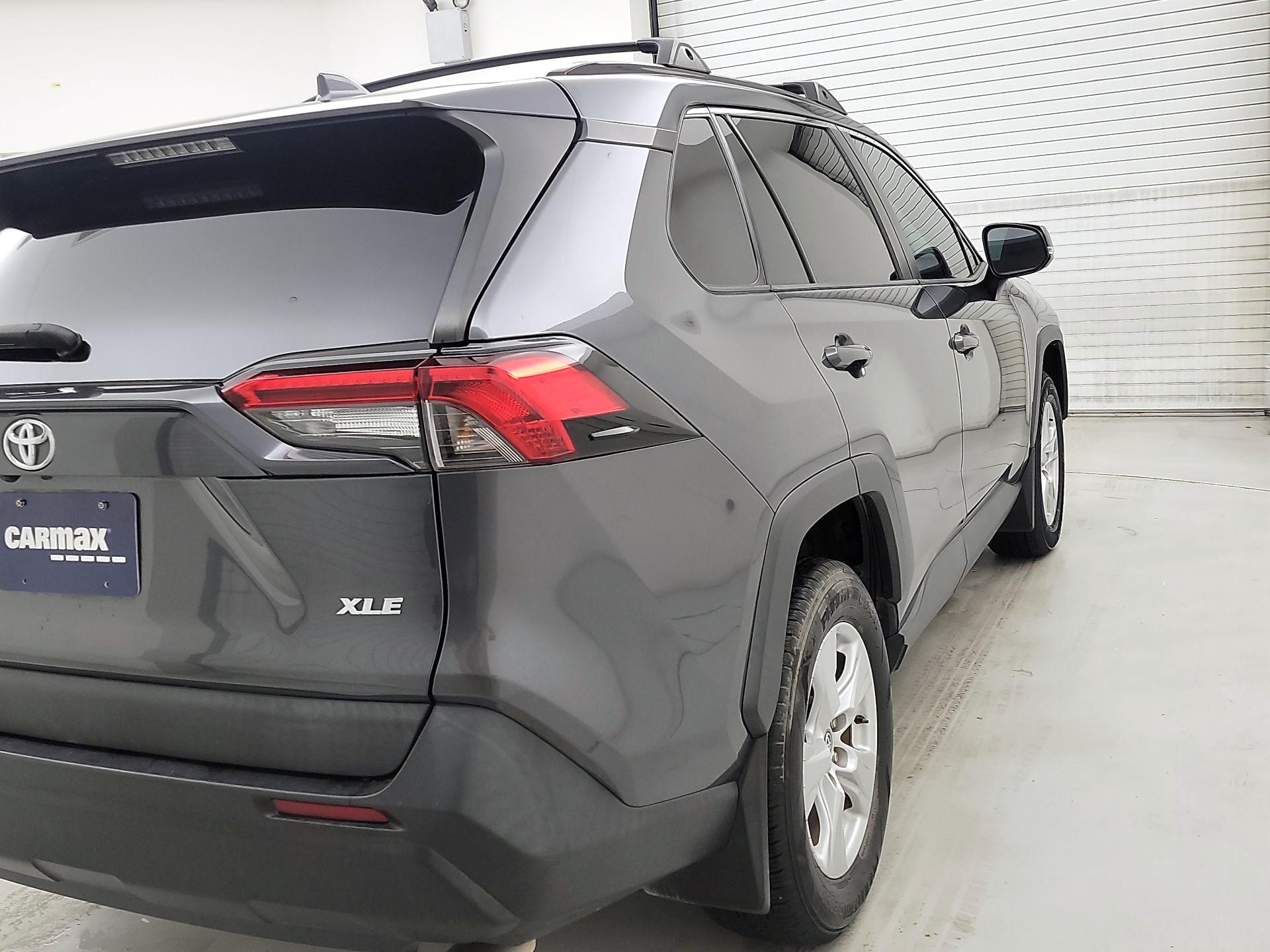 Thumbnail: 2021 Toyota RAV4 - 5