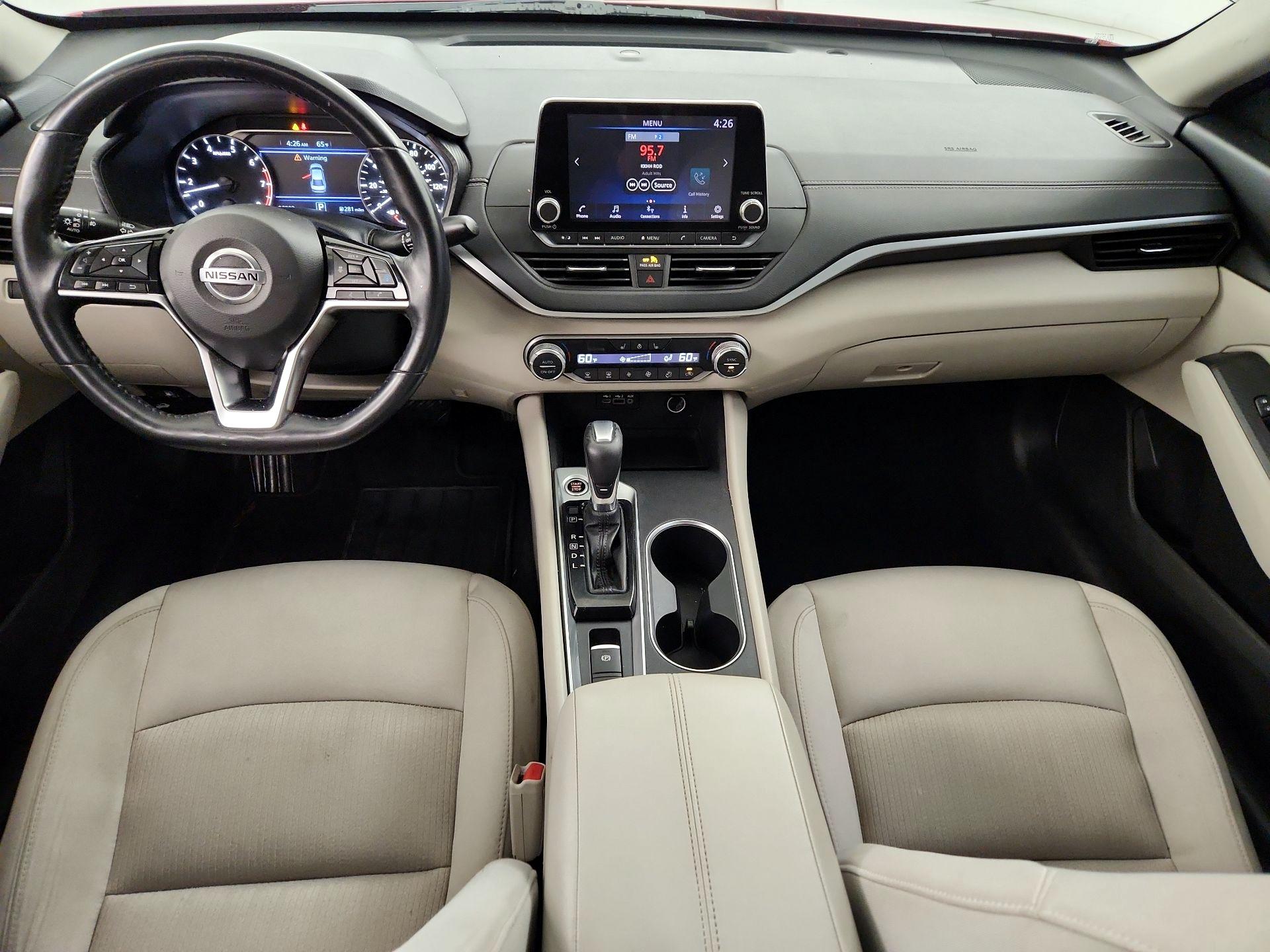 Thumbnail: 2019 Nissan Altima - 9