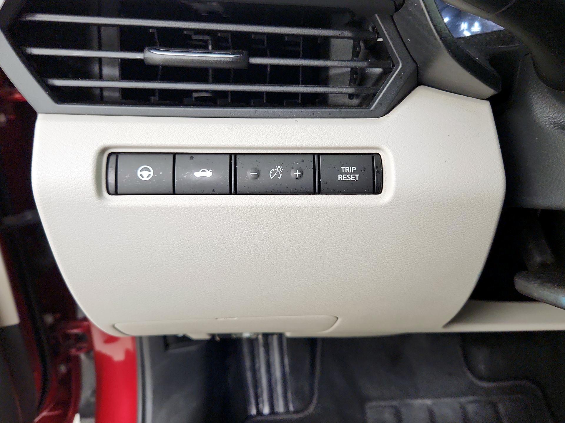 Thumbnail: 2019 Nissan Altima - 13