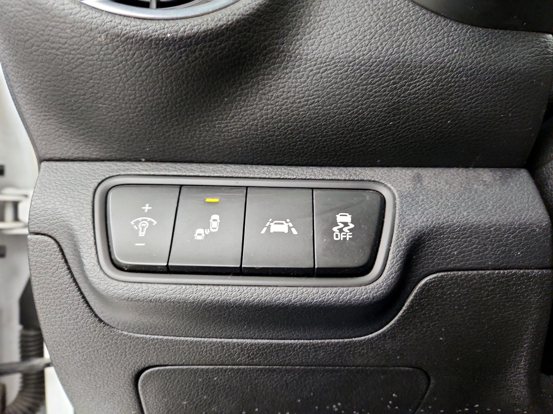 Thumbnail: 2021 Kia Forte - 13