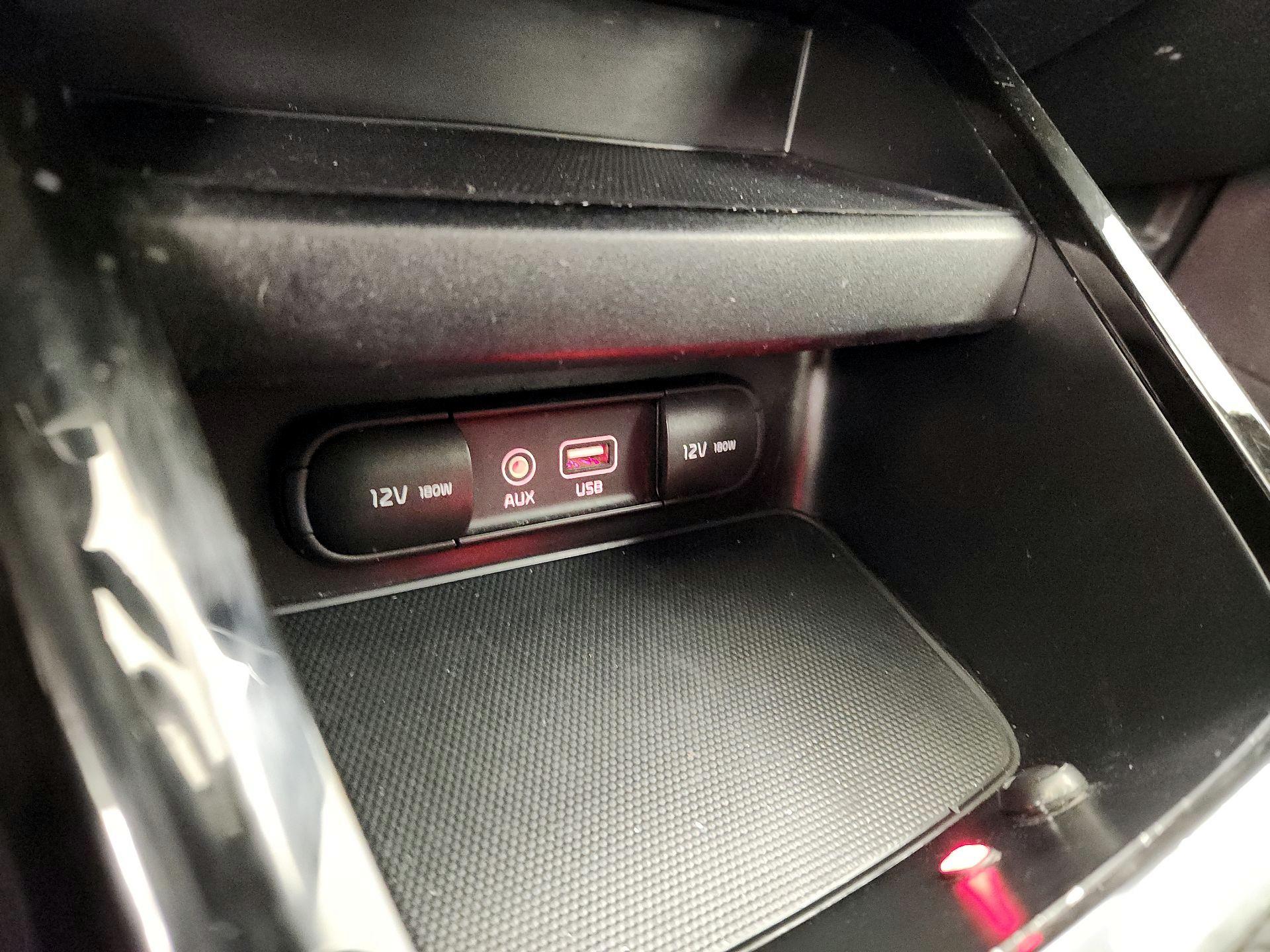 Thumbnail: 2021 Kia Forte - 18