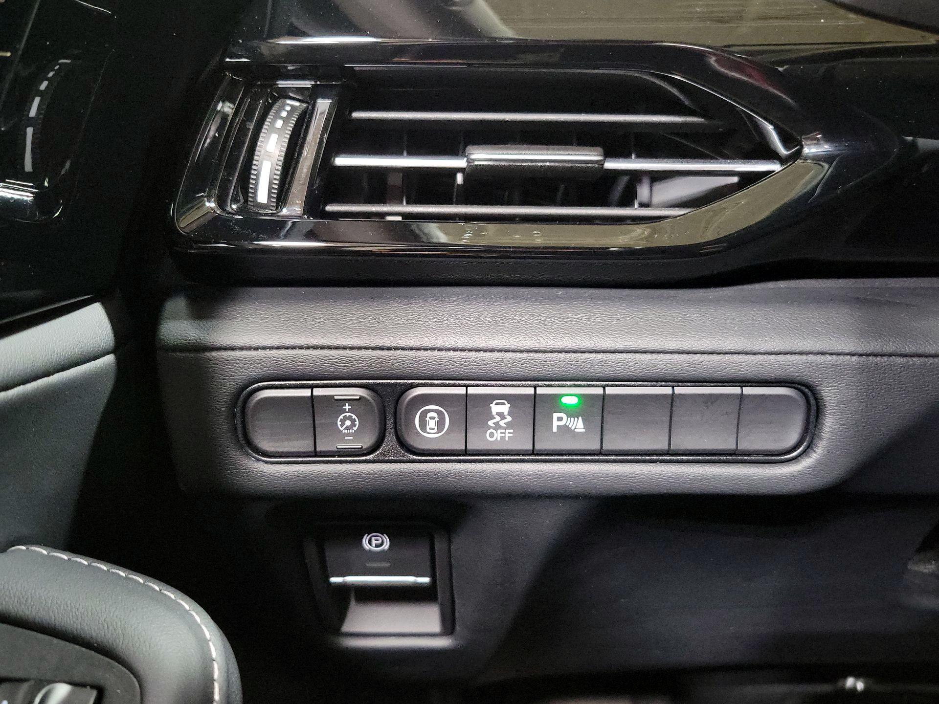 Thumbnail: 2023 Acura MDX - 13