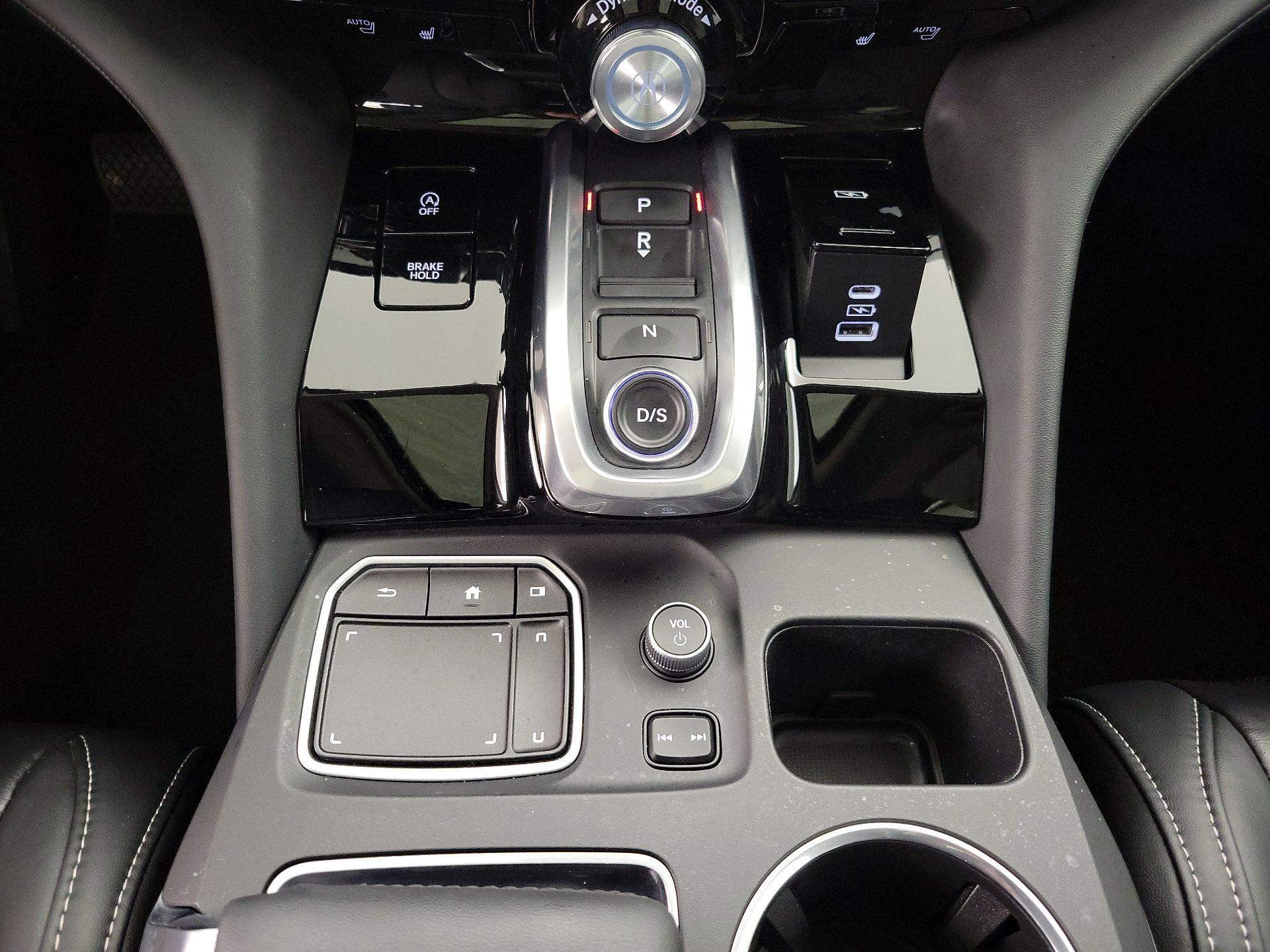 Thumbnail: 2023 Acura MDX - 18