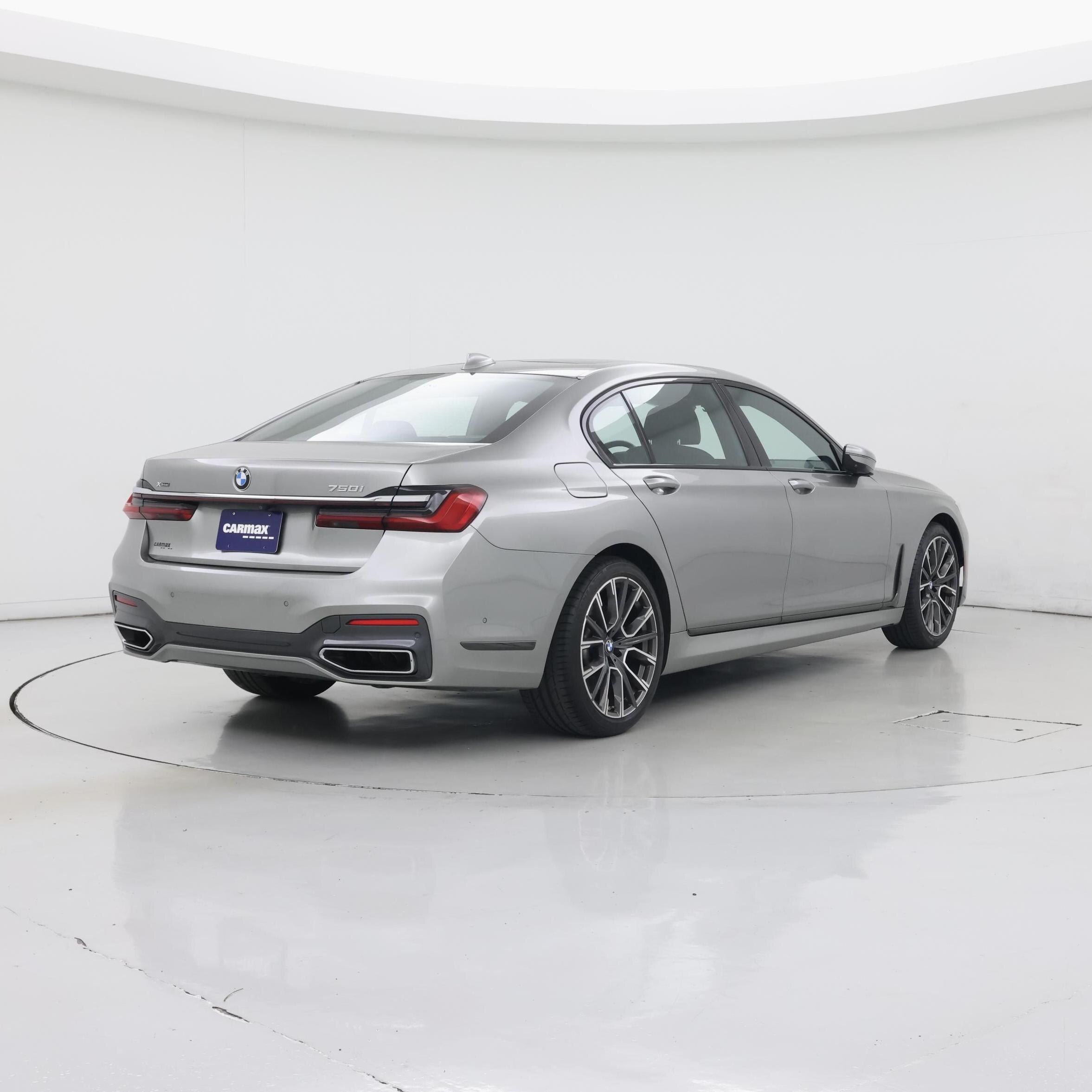 Thumbnail: 2021 BMW 7 Series - 8