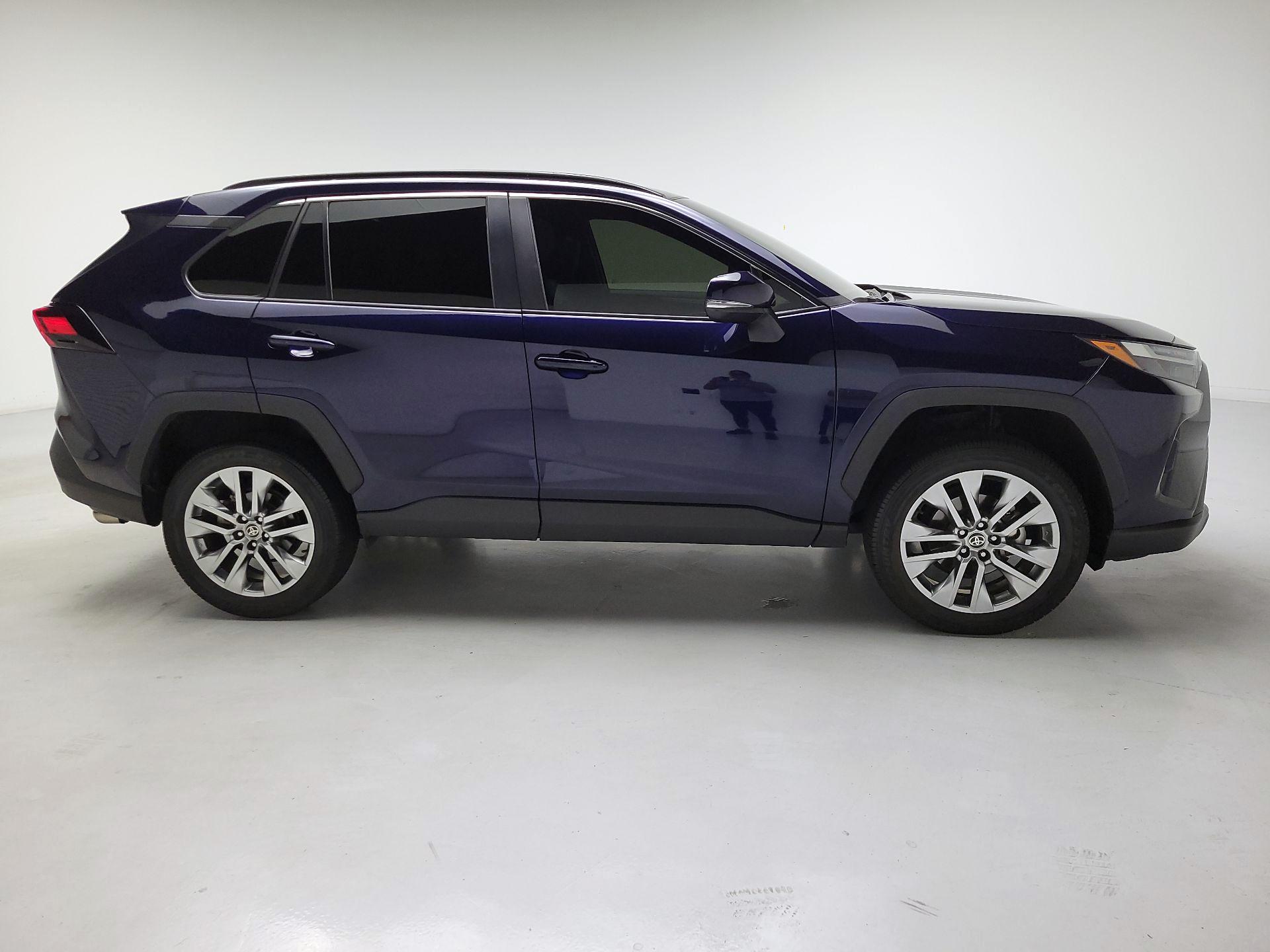 Thumbnail: 2023 Toyota RAV4 - 4