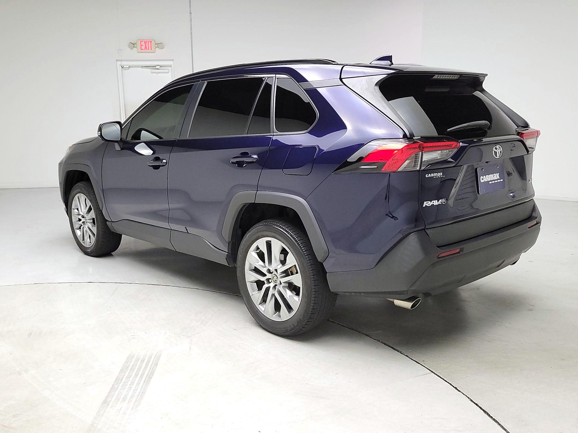 Thumbnail: 2023 Toyota RAV4 - 7