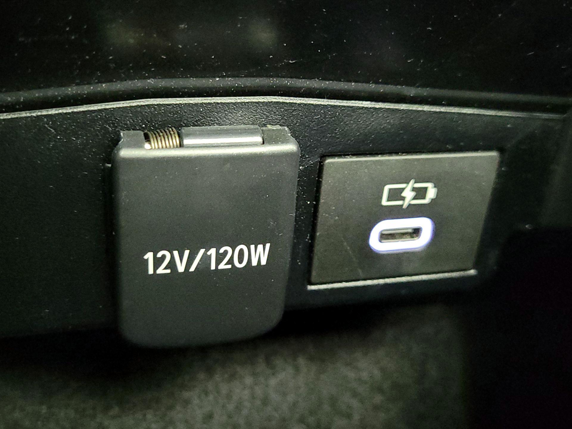 Thumbnail: 2024 Toyota Corolla Cross - 19