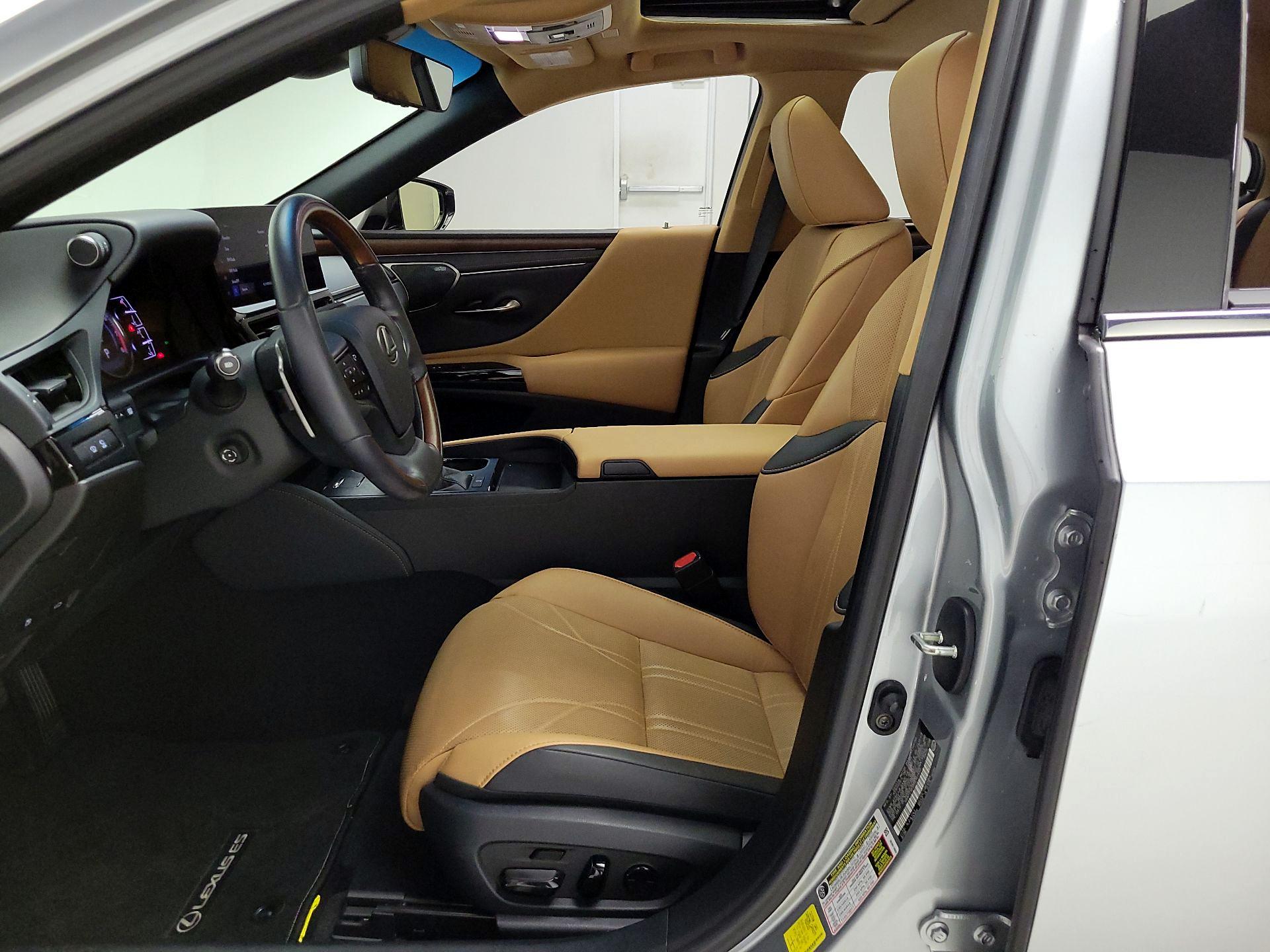 Thumbnail: 2023 Lexus ES - 11