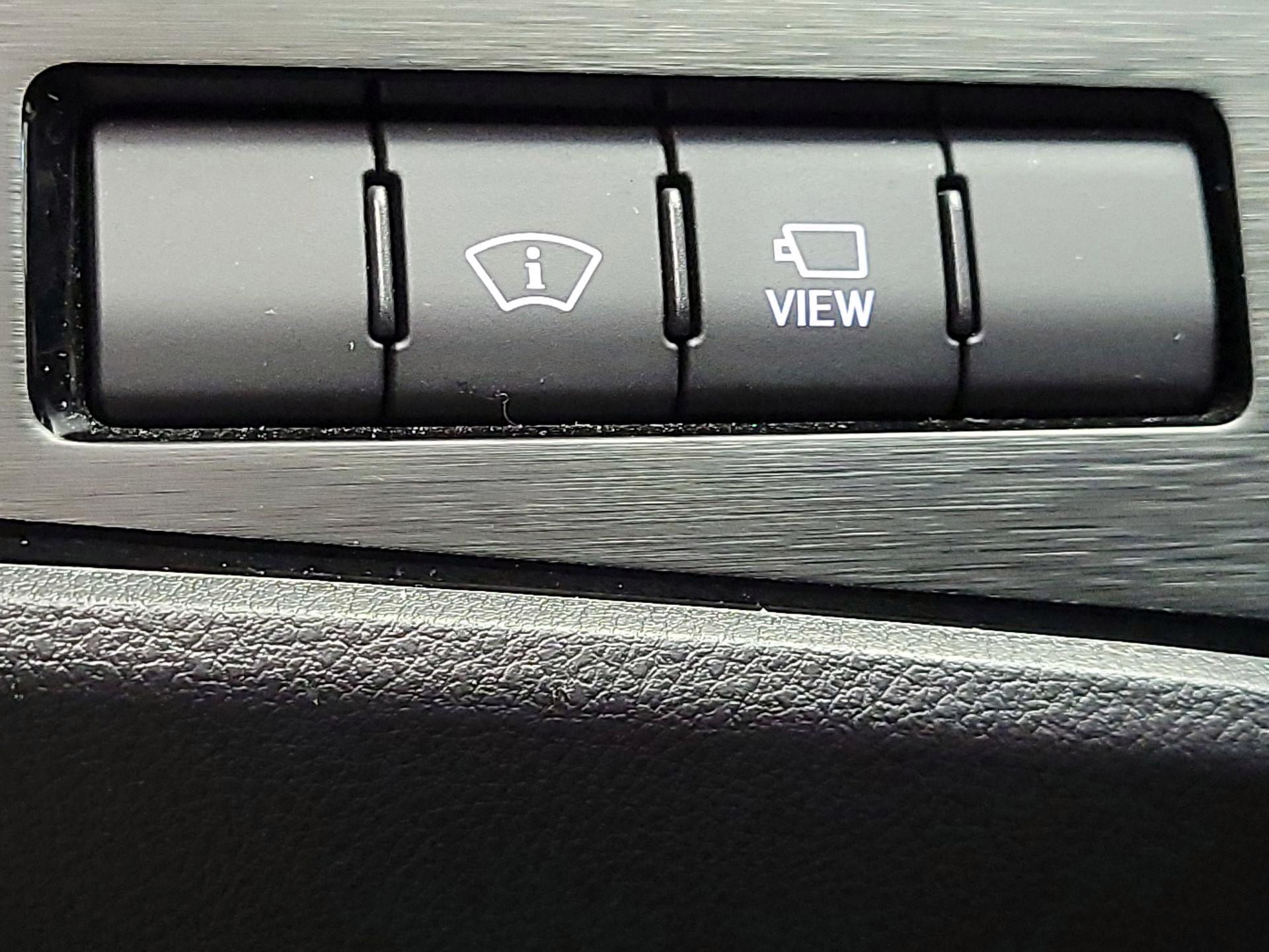 Thumbnail: 2023 Lexus ES - 13