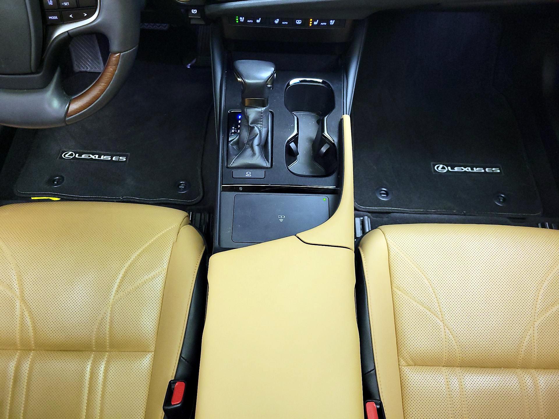 Thumbnail: 2023 Lexus ES - 18