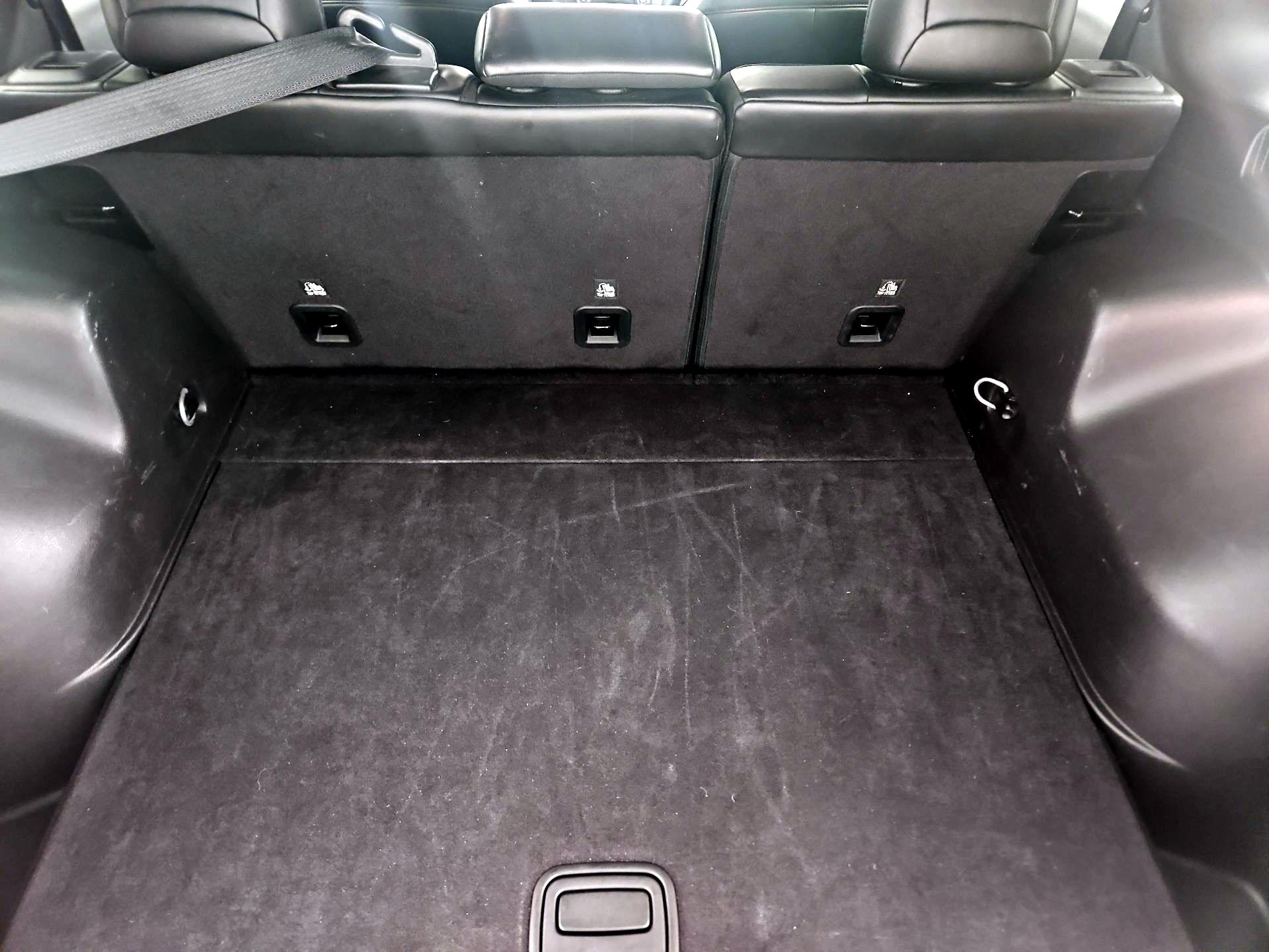 Thumbnail: 2019 Jeep Cherokee - 19