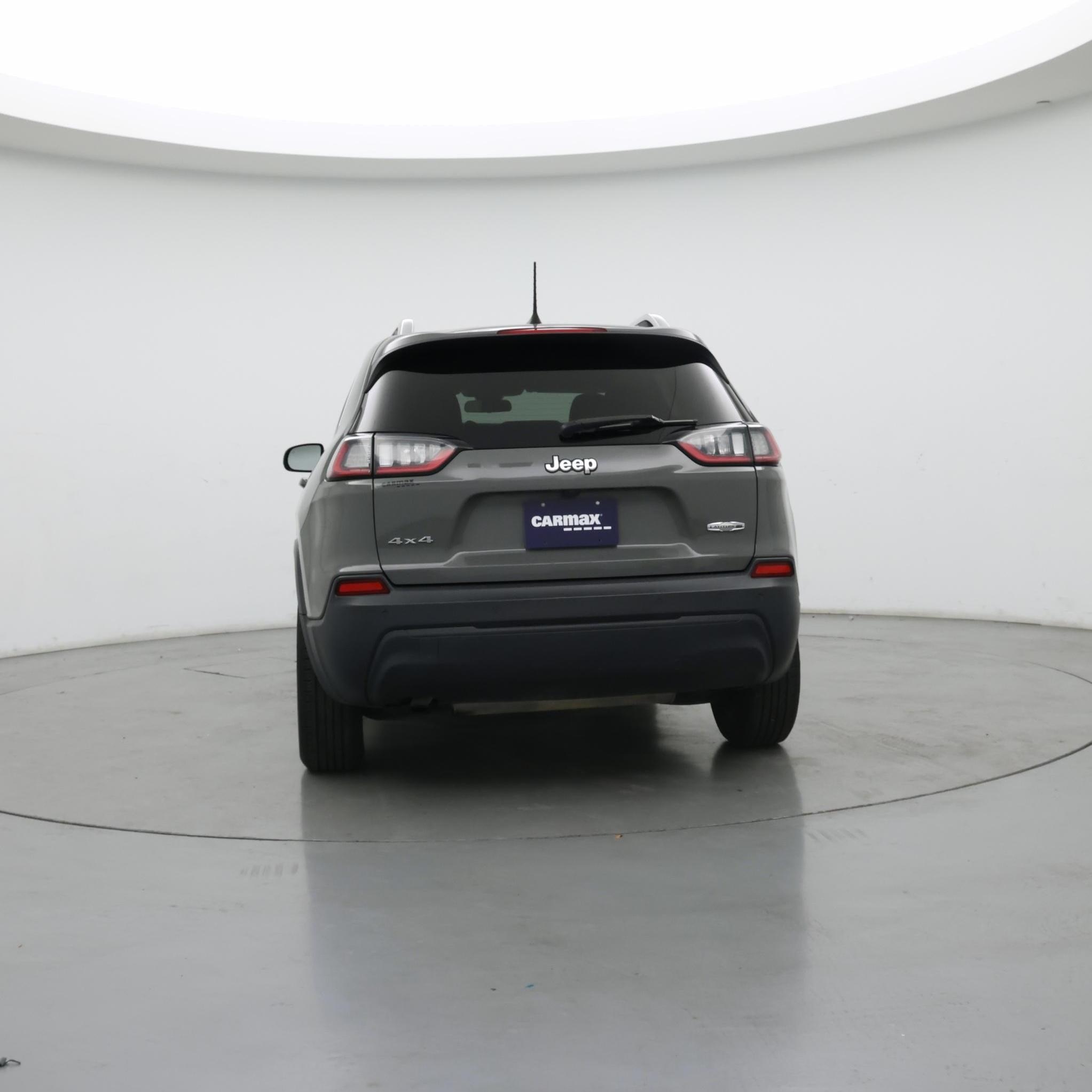 Thumbnail: 2019 Jeep Cherokee - 6