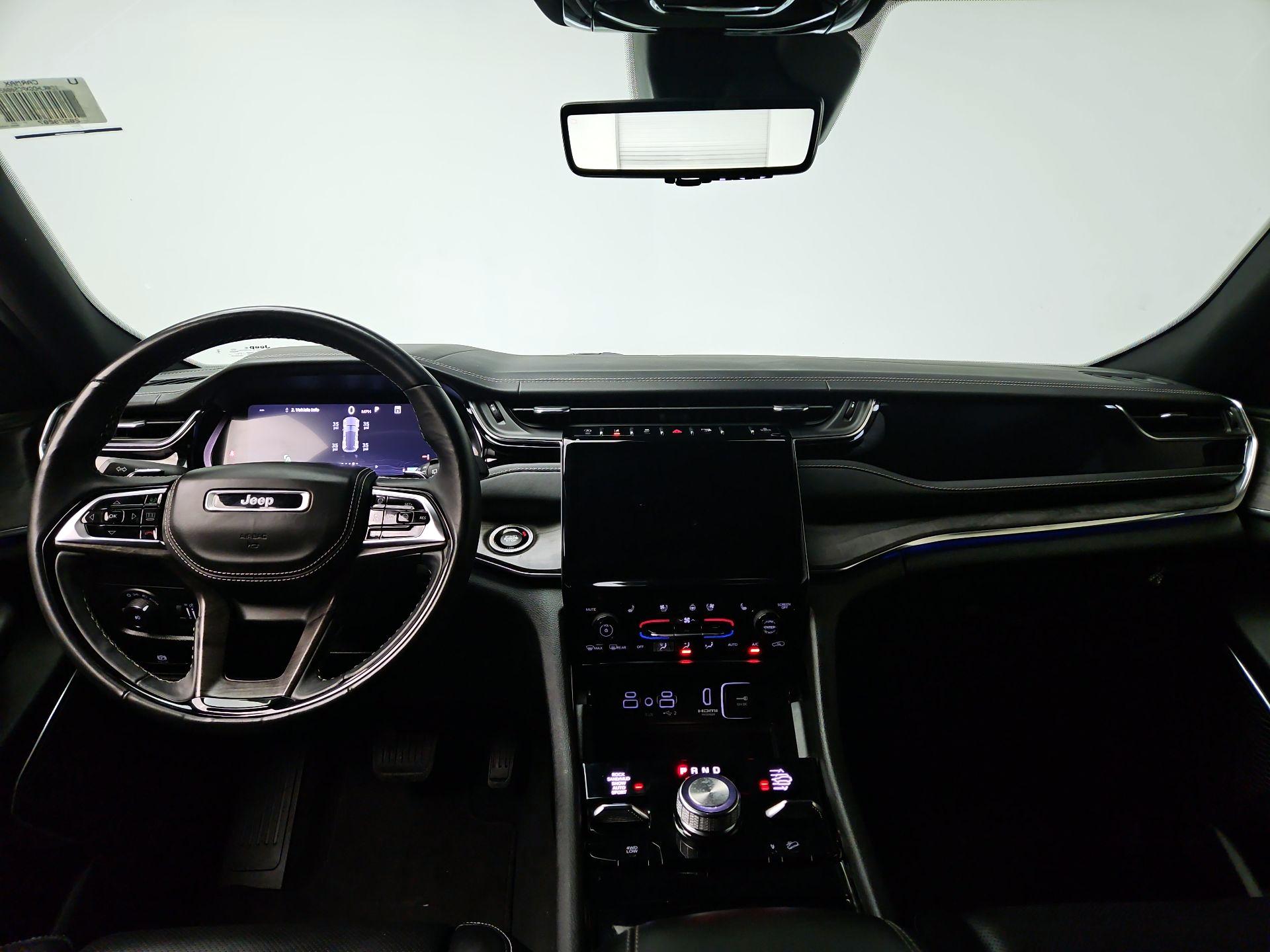 Thumbnail: 2023 Jeep Grand Cherokee - 9