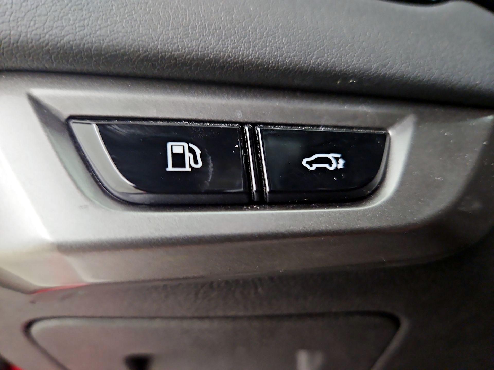 Thumbnail: 2025 Lexus RX - 13