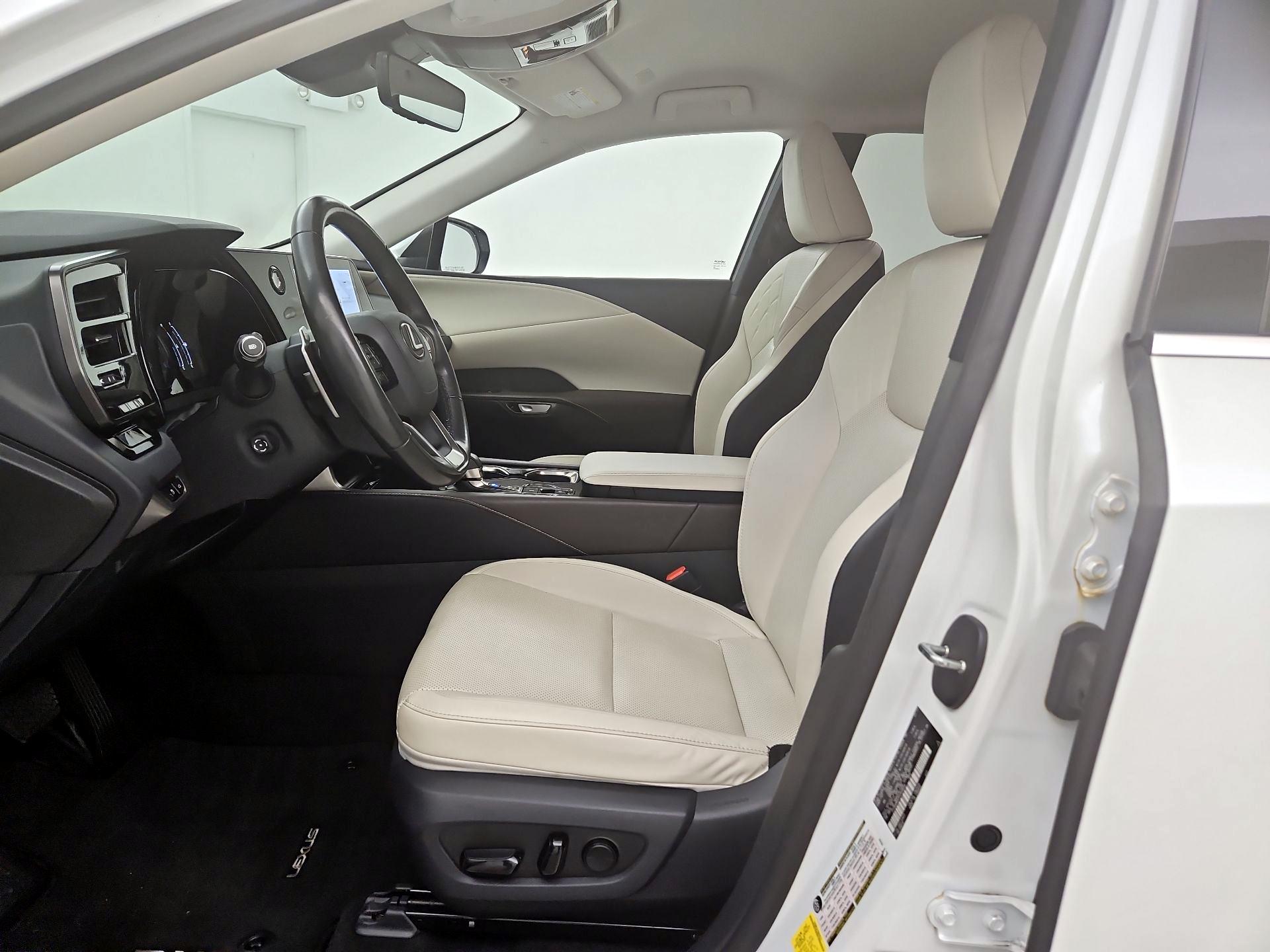 Thumbnail: 2023 Lexus RX - 11