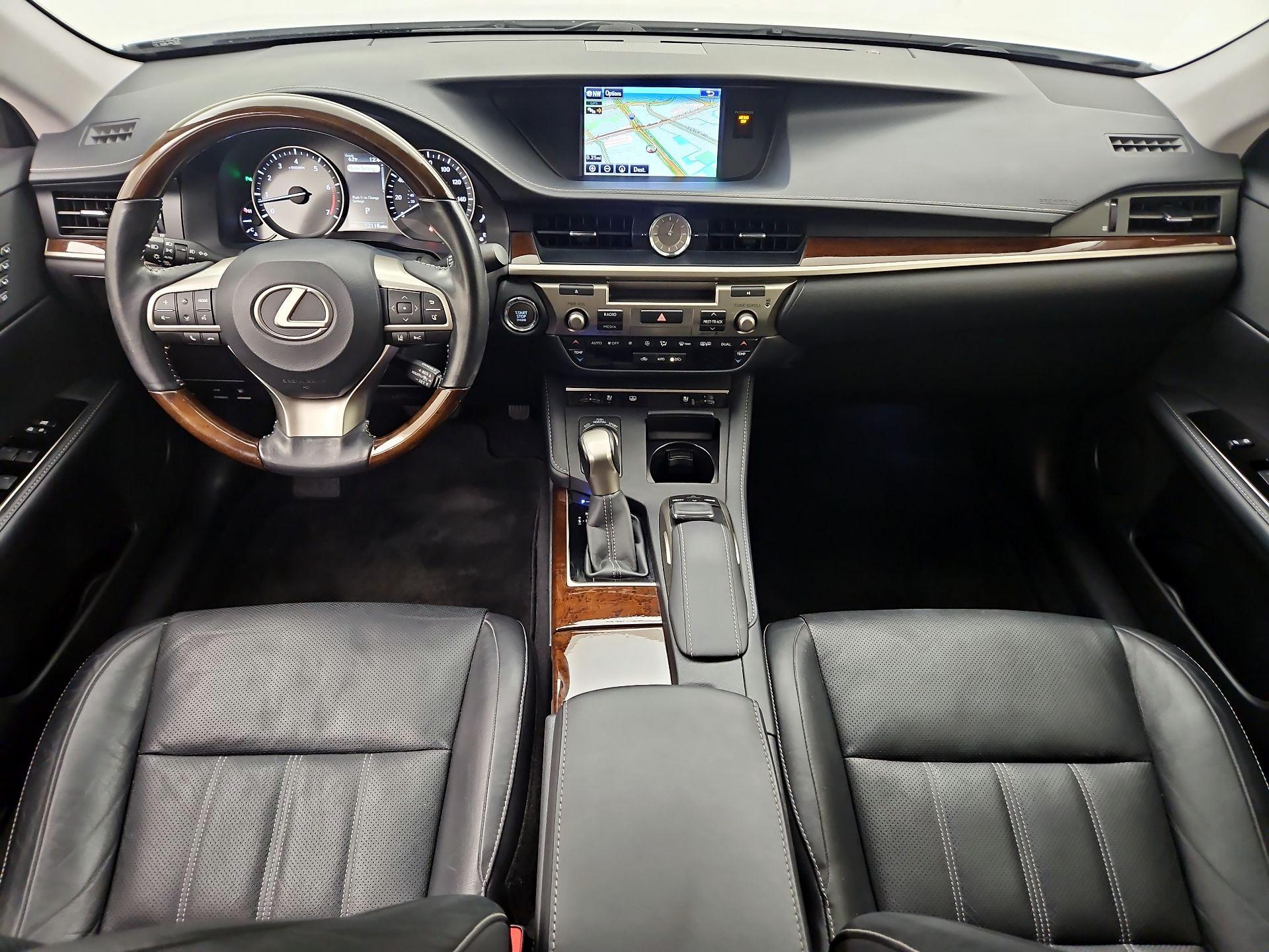 Thumbnail: 2016 Lexus ES - 9