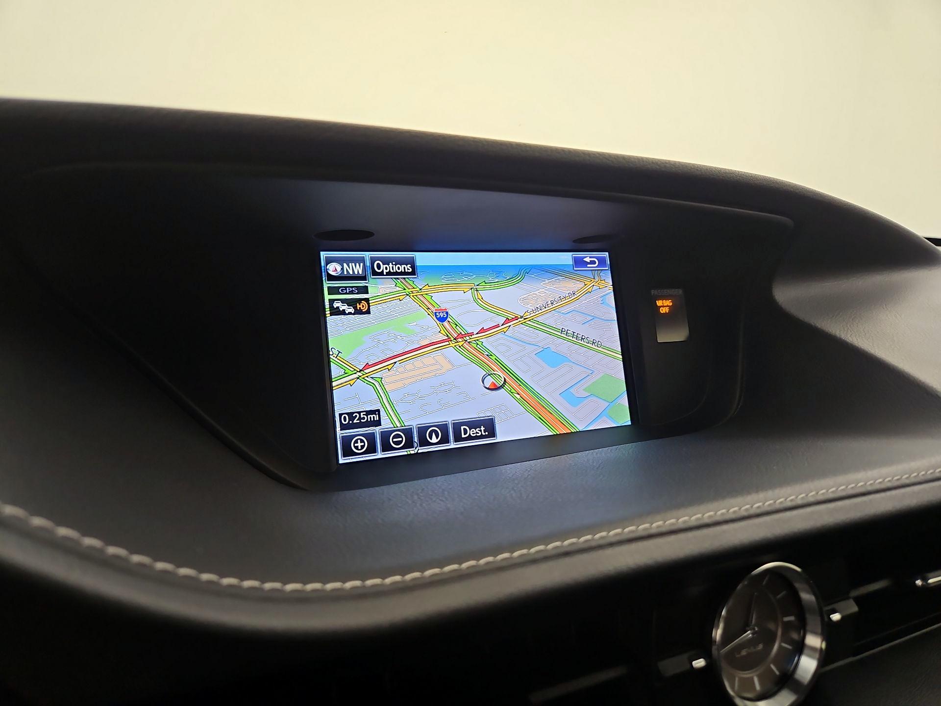 Thumbnail: 2016 Lexus ES - 14