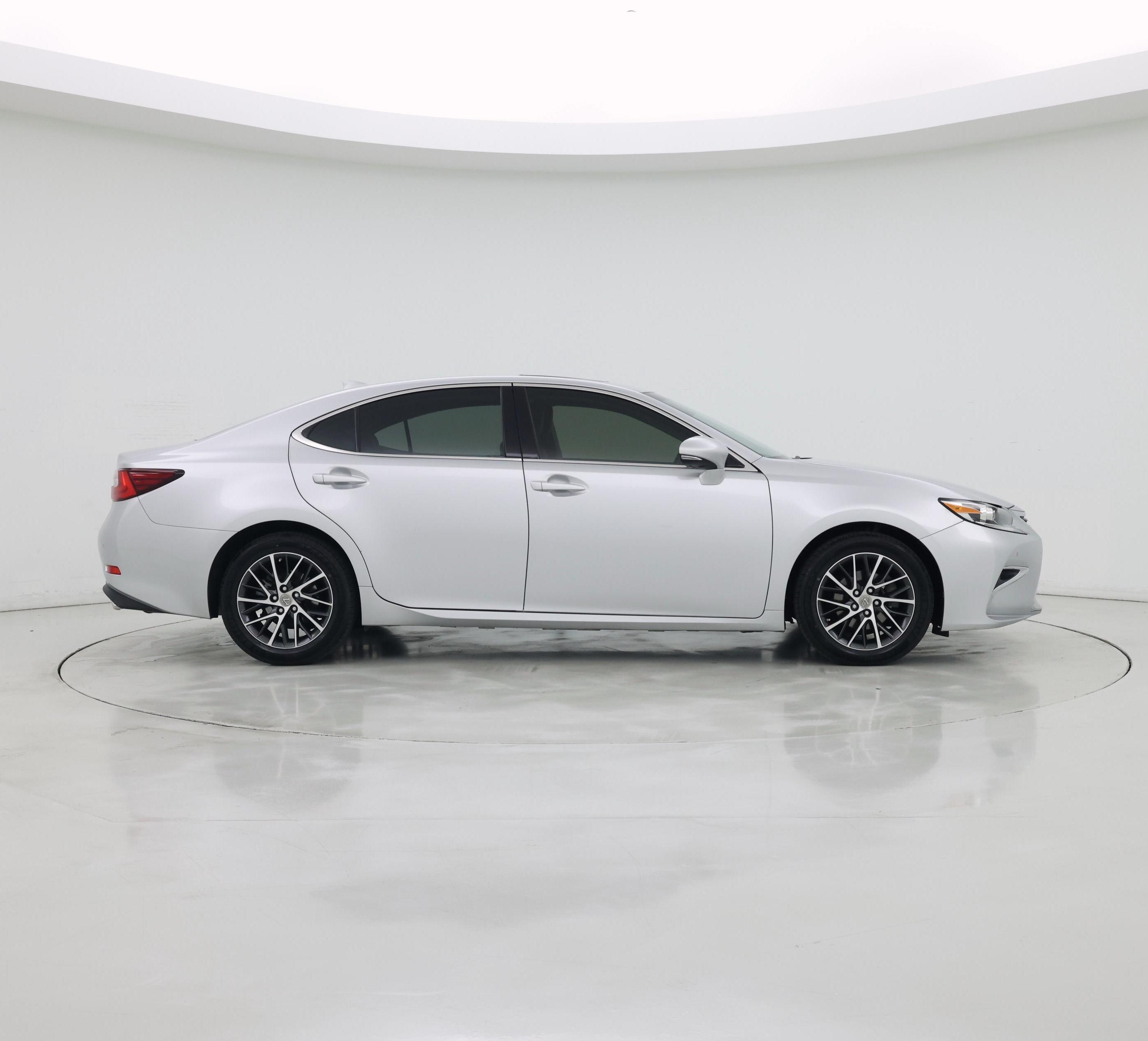 Thumbnail: 2016 Lexus ES - 7