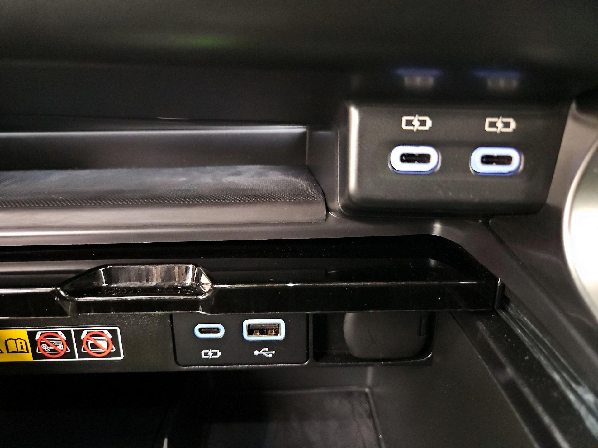 Thumbnail: 2025 Lexus RX - 18