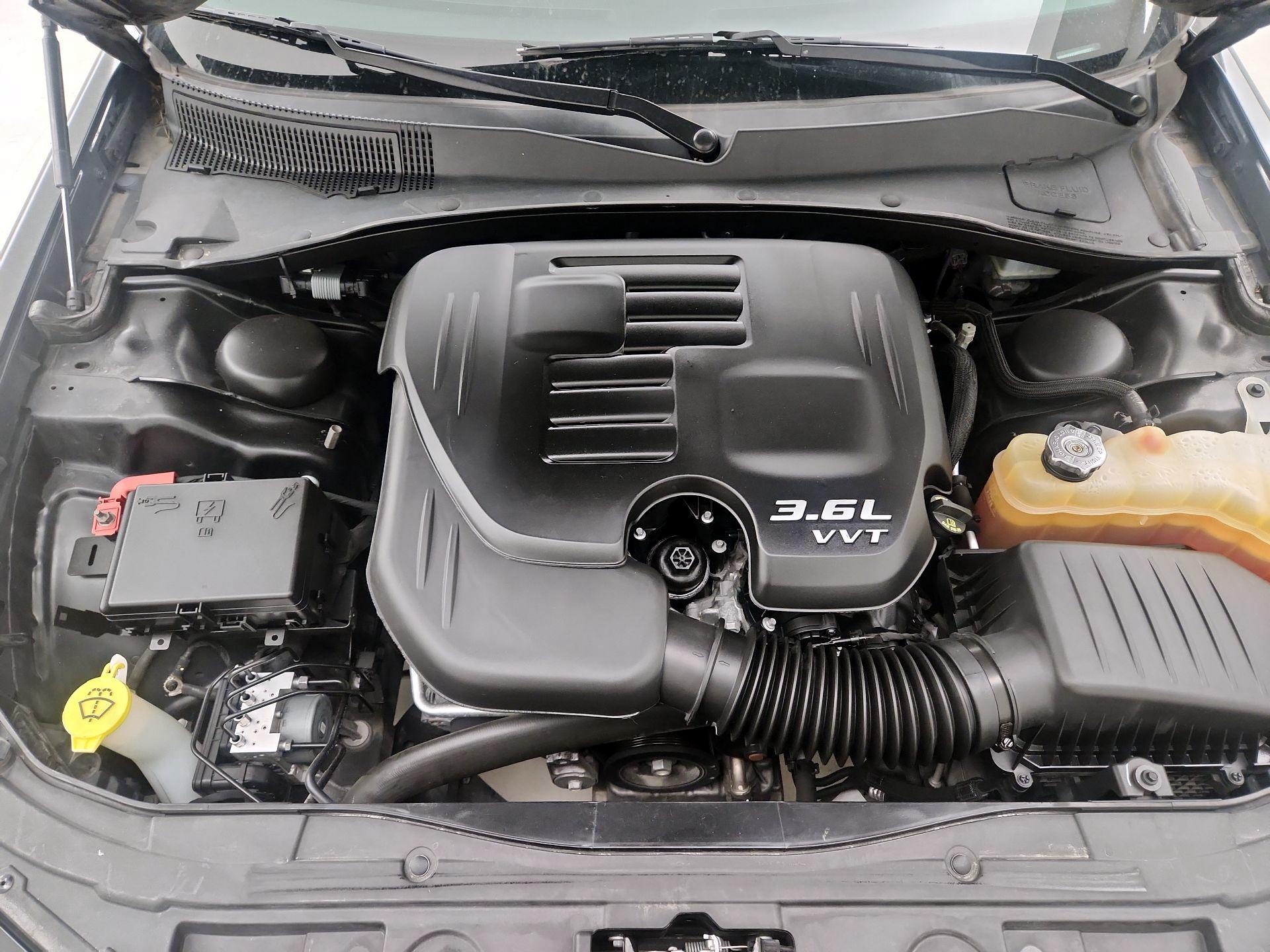 Thumbnail: 2021 Chrysler 300 - 17