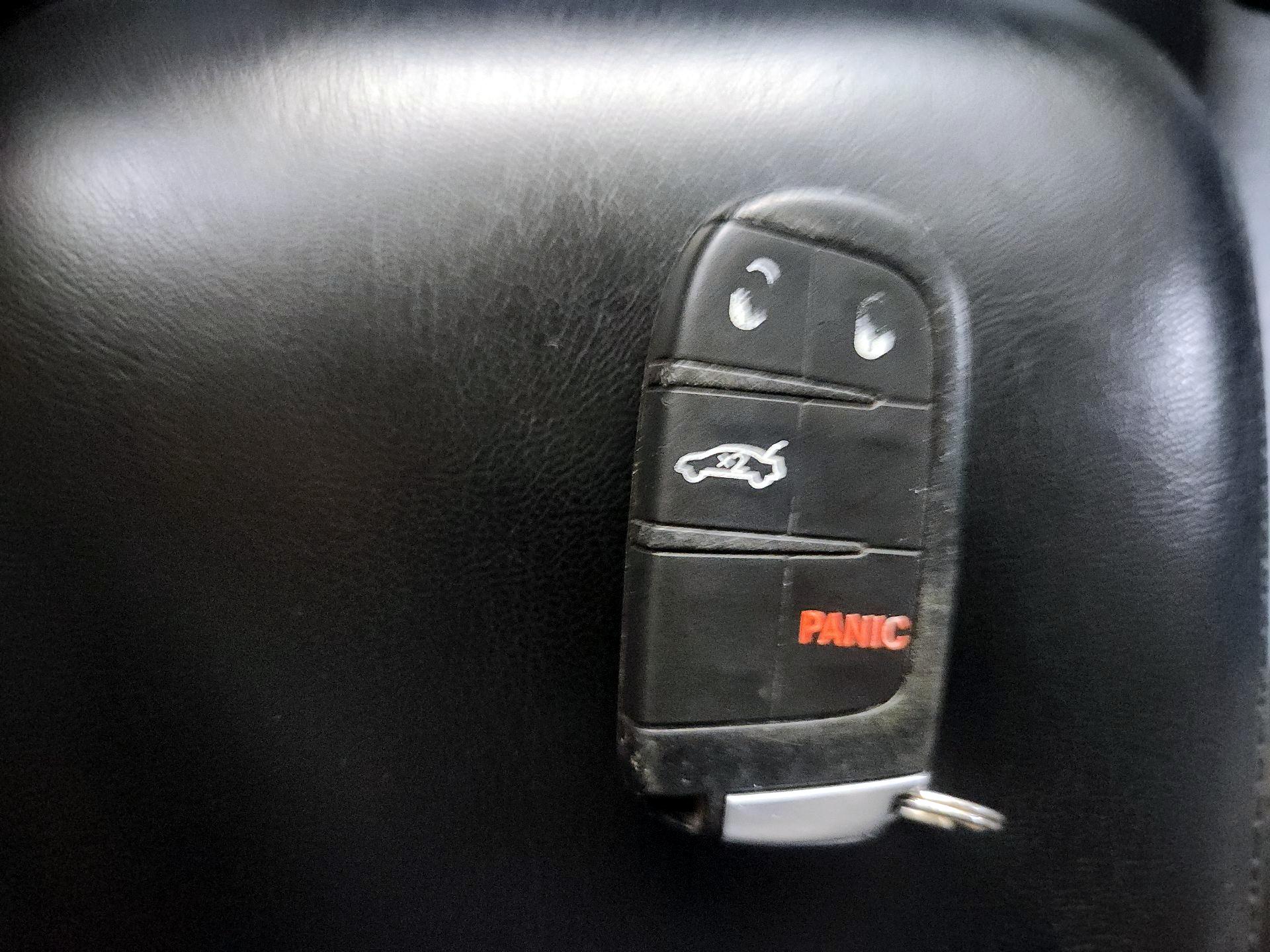 Thumbnail: 2021 Chrysler 300 - 18