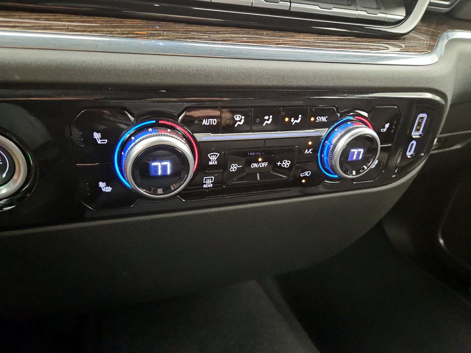 Thumbnail: 2023 GMC Sierra 1500 - 17