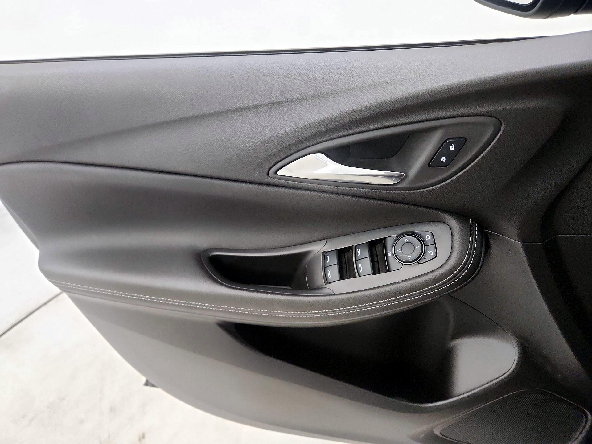 Thumbnail: 2025 Buick Encore GX - 12