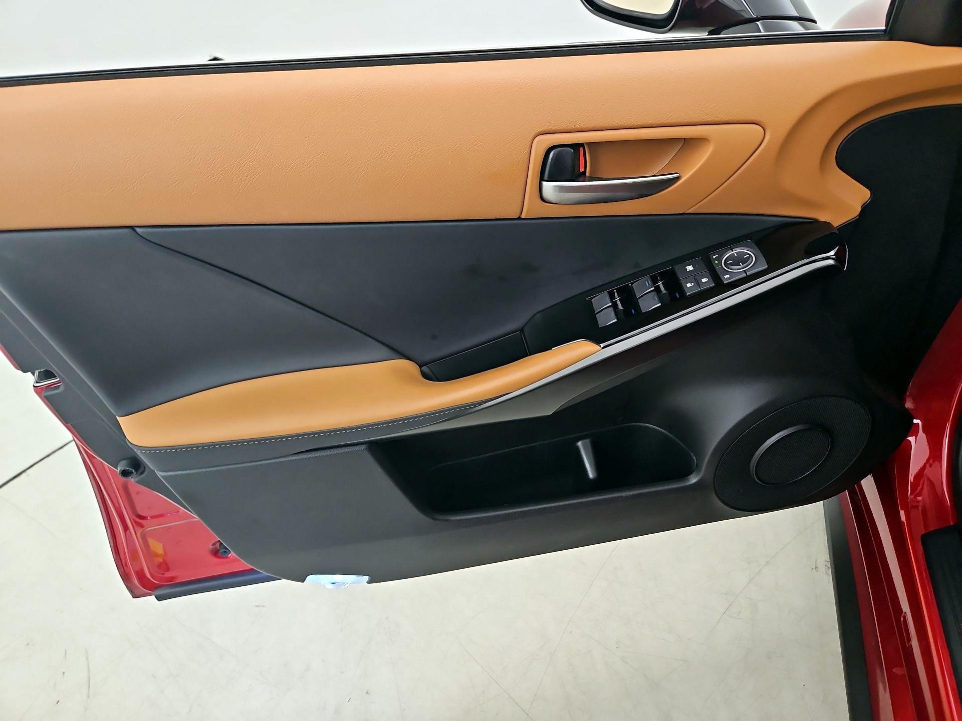 Thumbnail: 2024 Lexus IS - 12