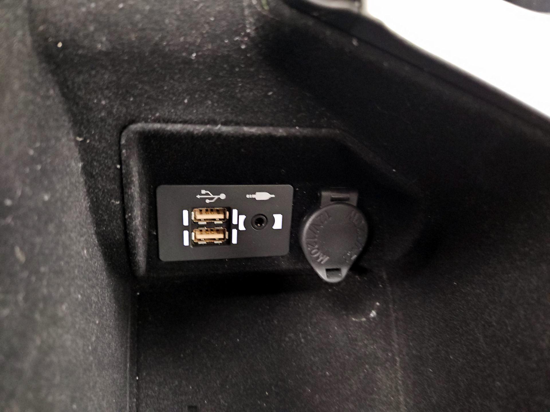 Thumbnail: 2024 Lexus IS - 18