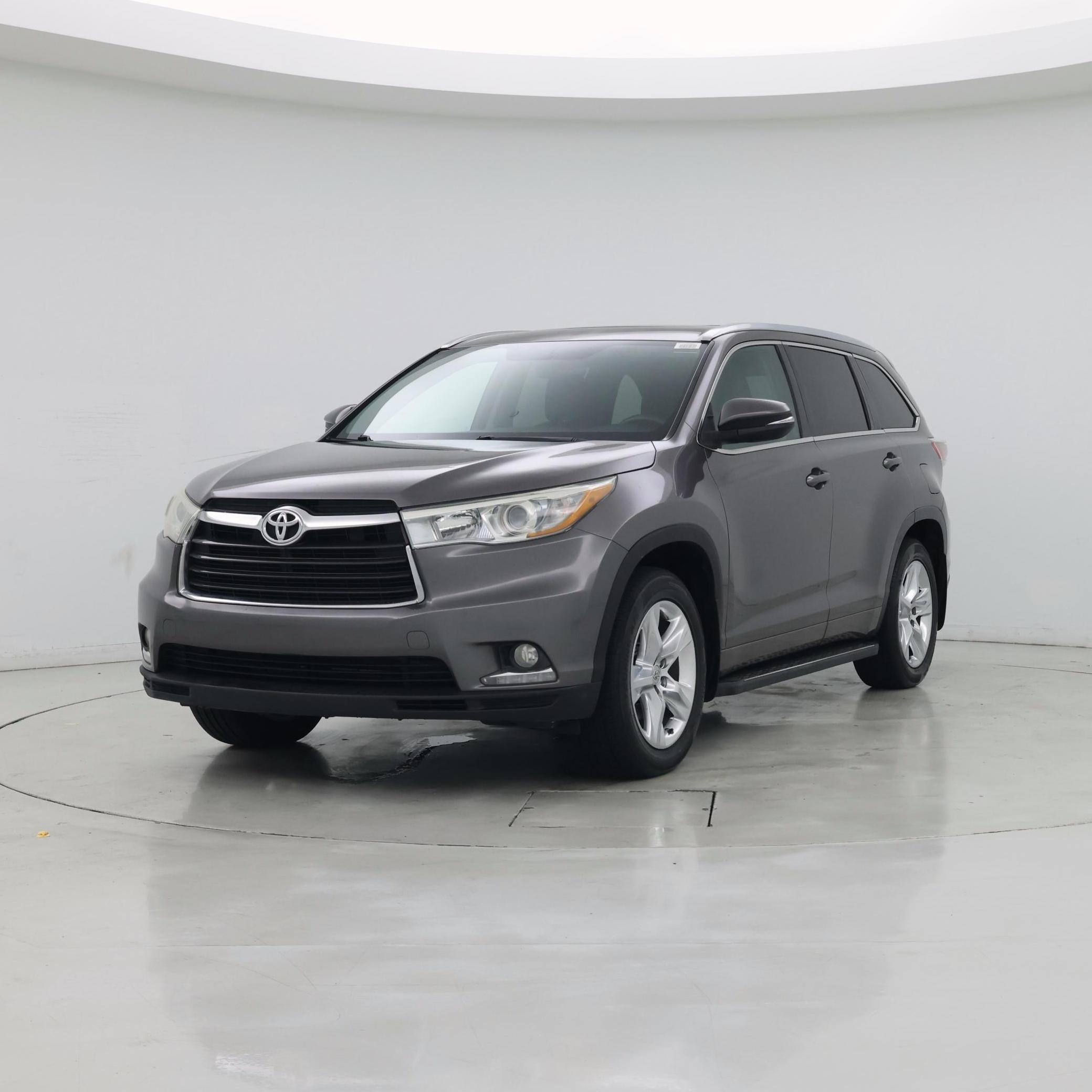 Thumbnail: 2015 Toyota Highlander - 4