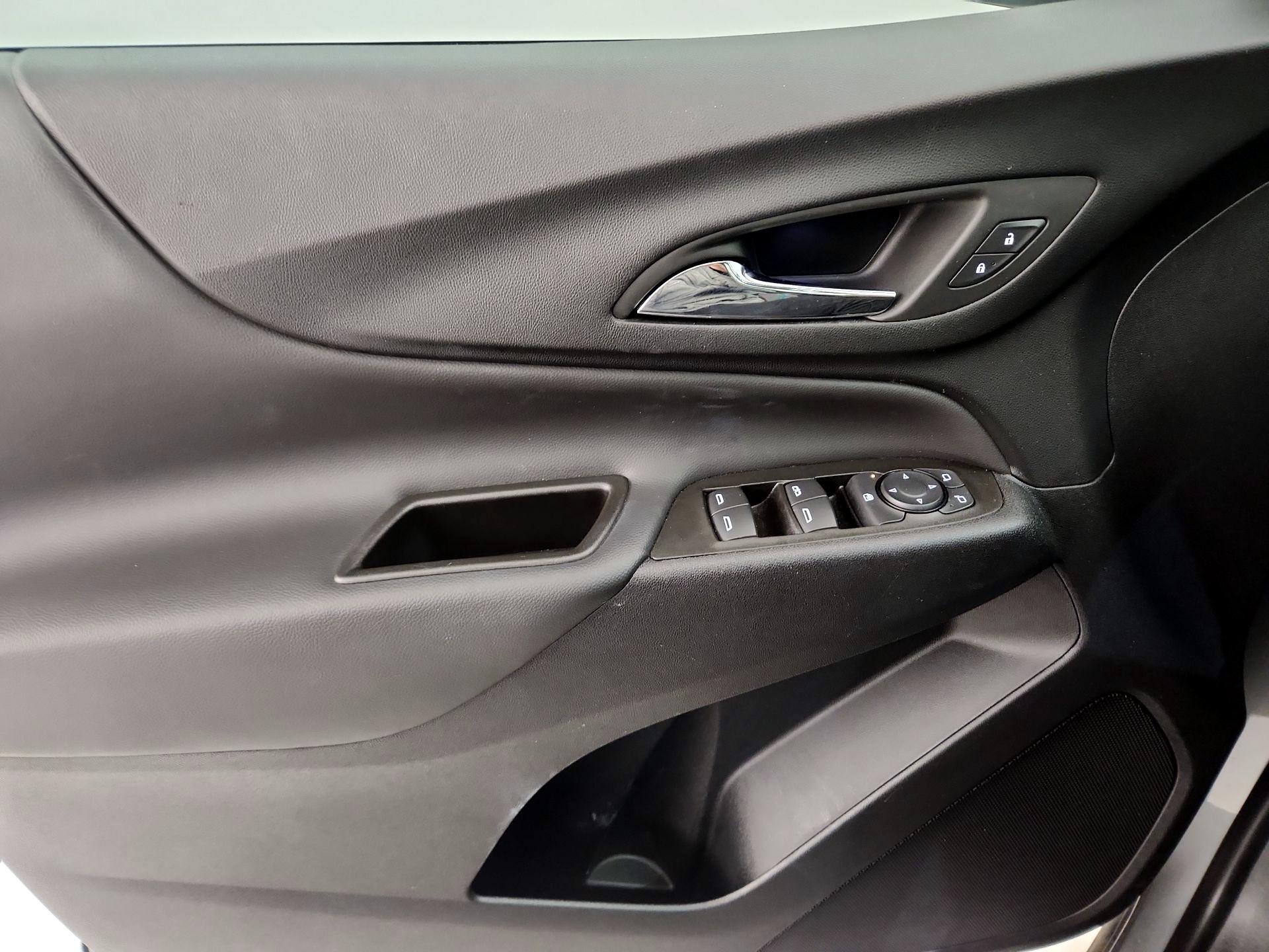 Thumbnail: 2023 Chevrolet Equinox - 12