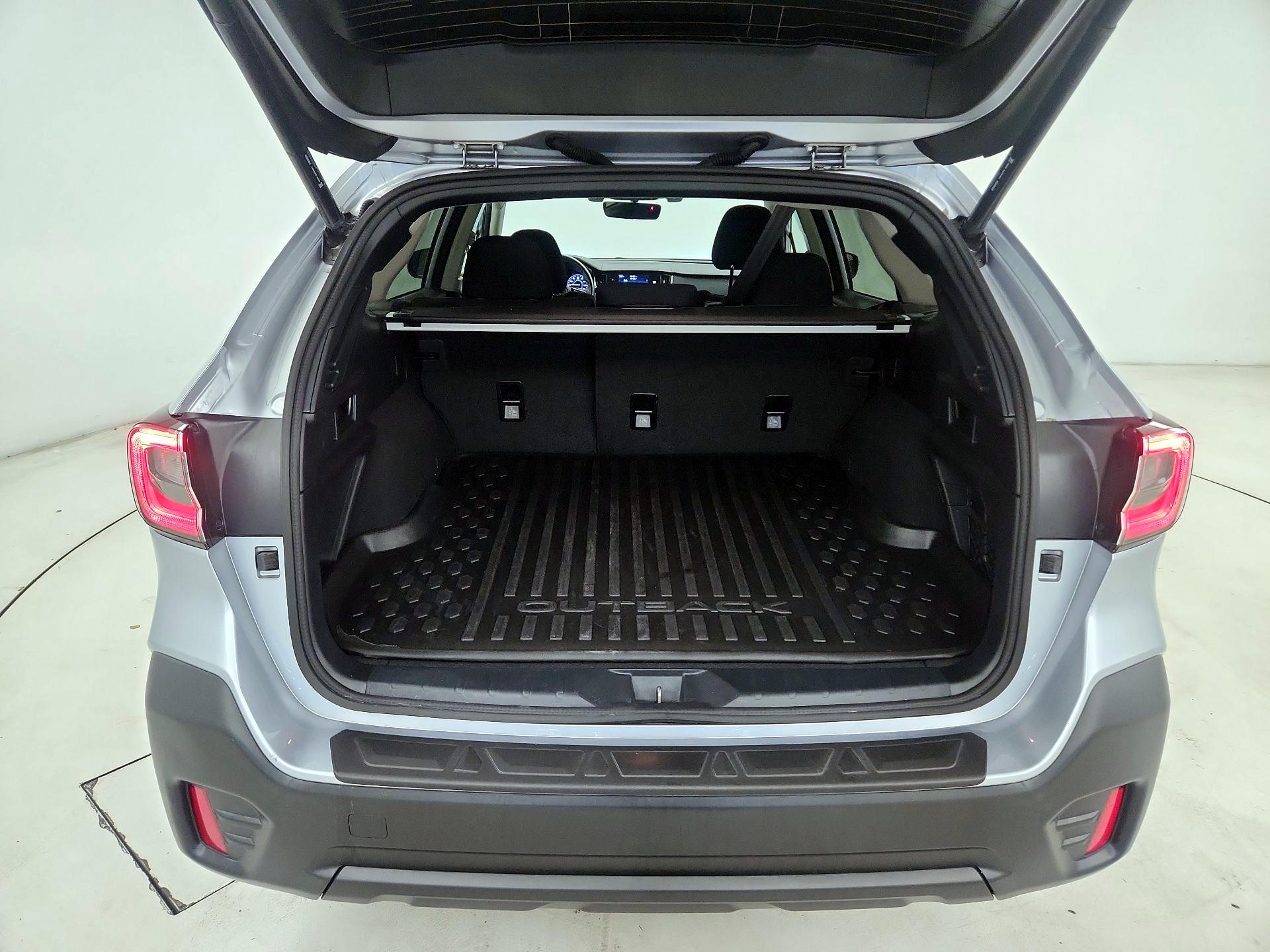 Thumbnail: 2022 Subaru Outback - 16