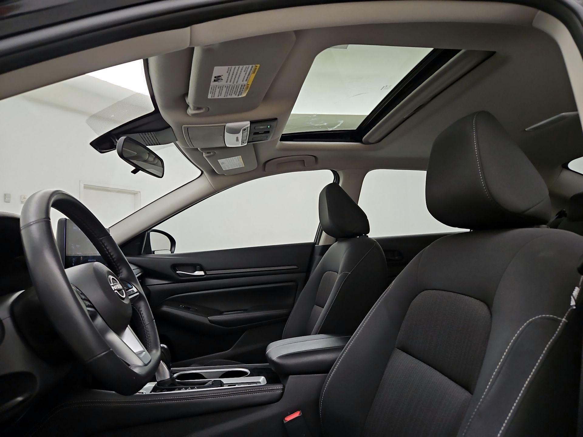 Thumbnail: 2024 Nissan Altima - 20