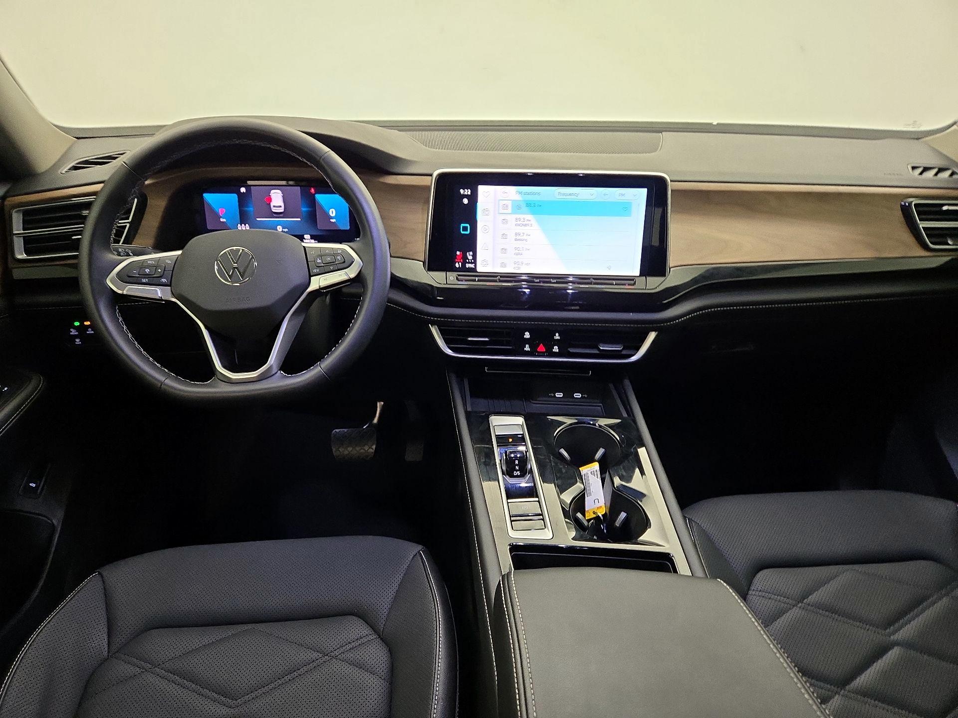 Thumbnail: 2025 Volkswagen Atlas - 9