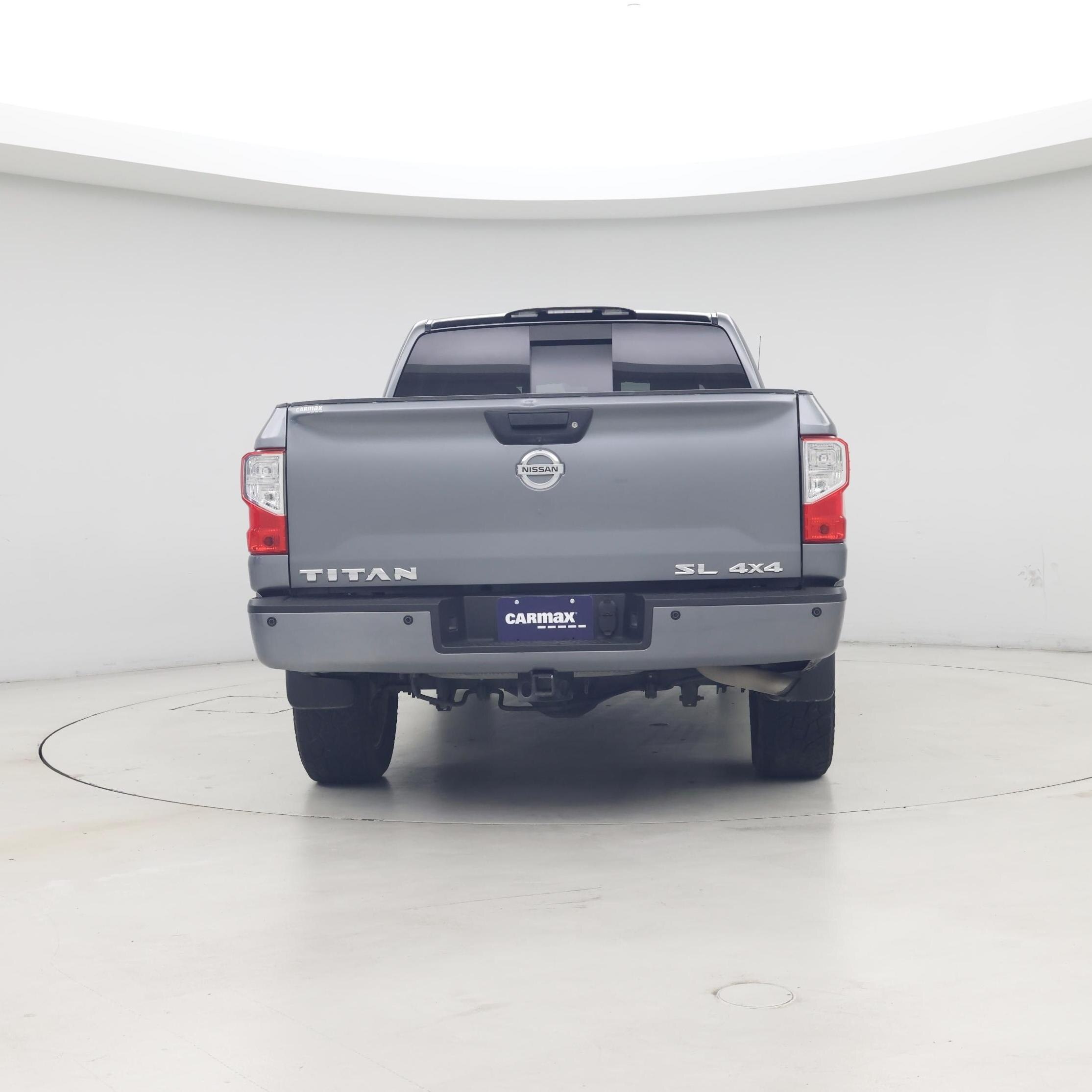 Thumbnail: 2017 Nissan Titan - 2