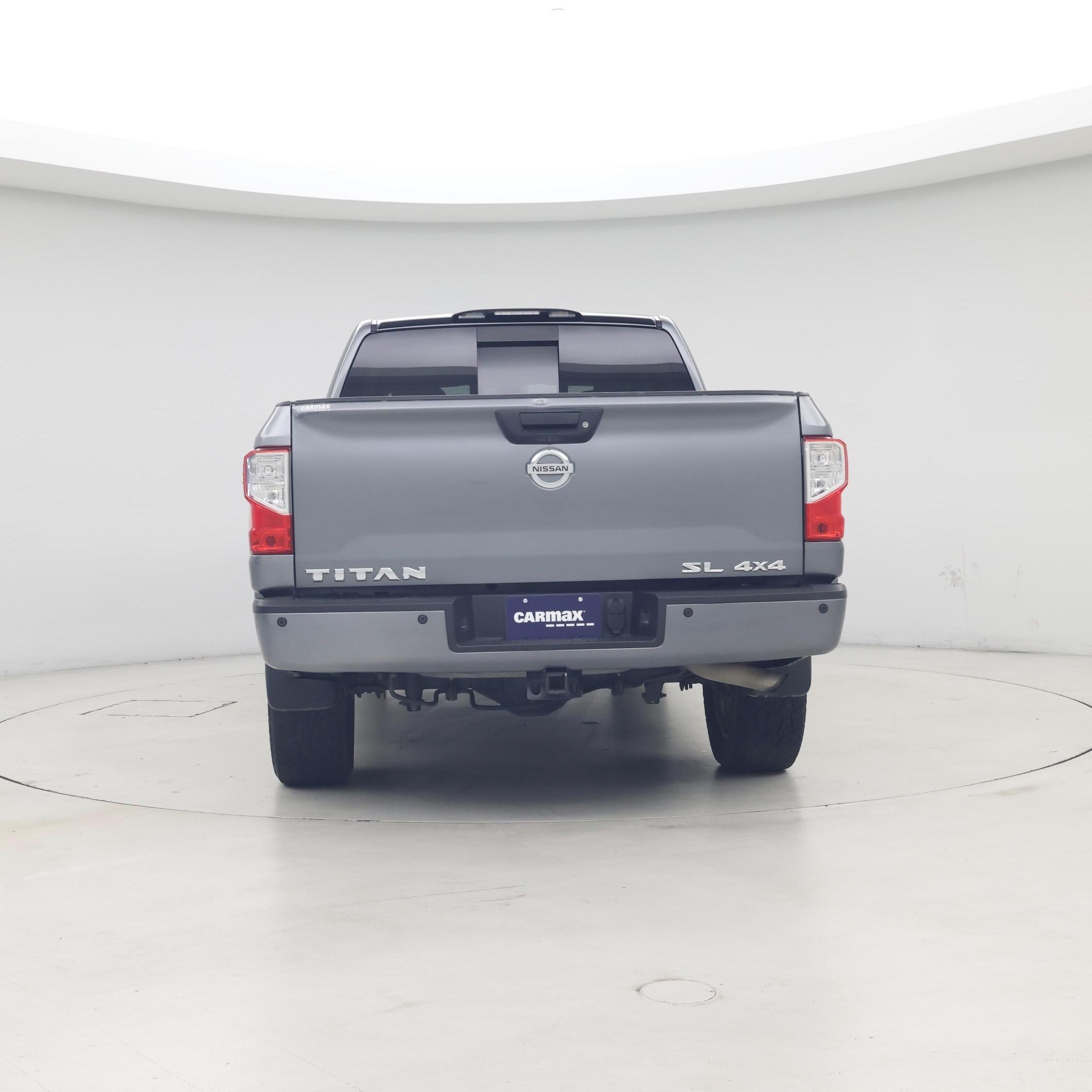 Thumbnail: 2017 Nissan Titan - 4