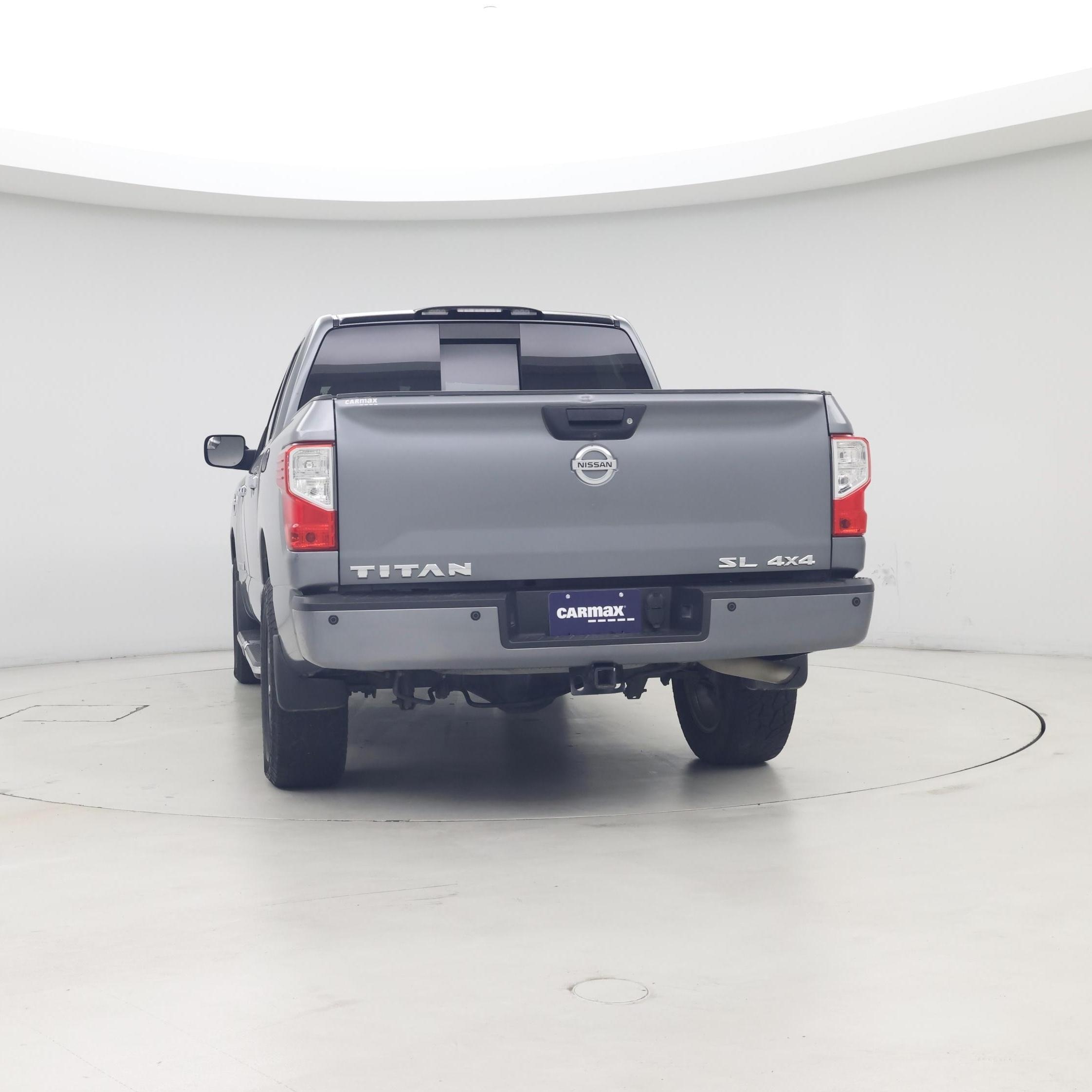 Thumbnail: 2017 Nissan Titan - 8