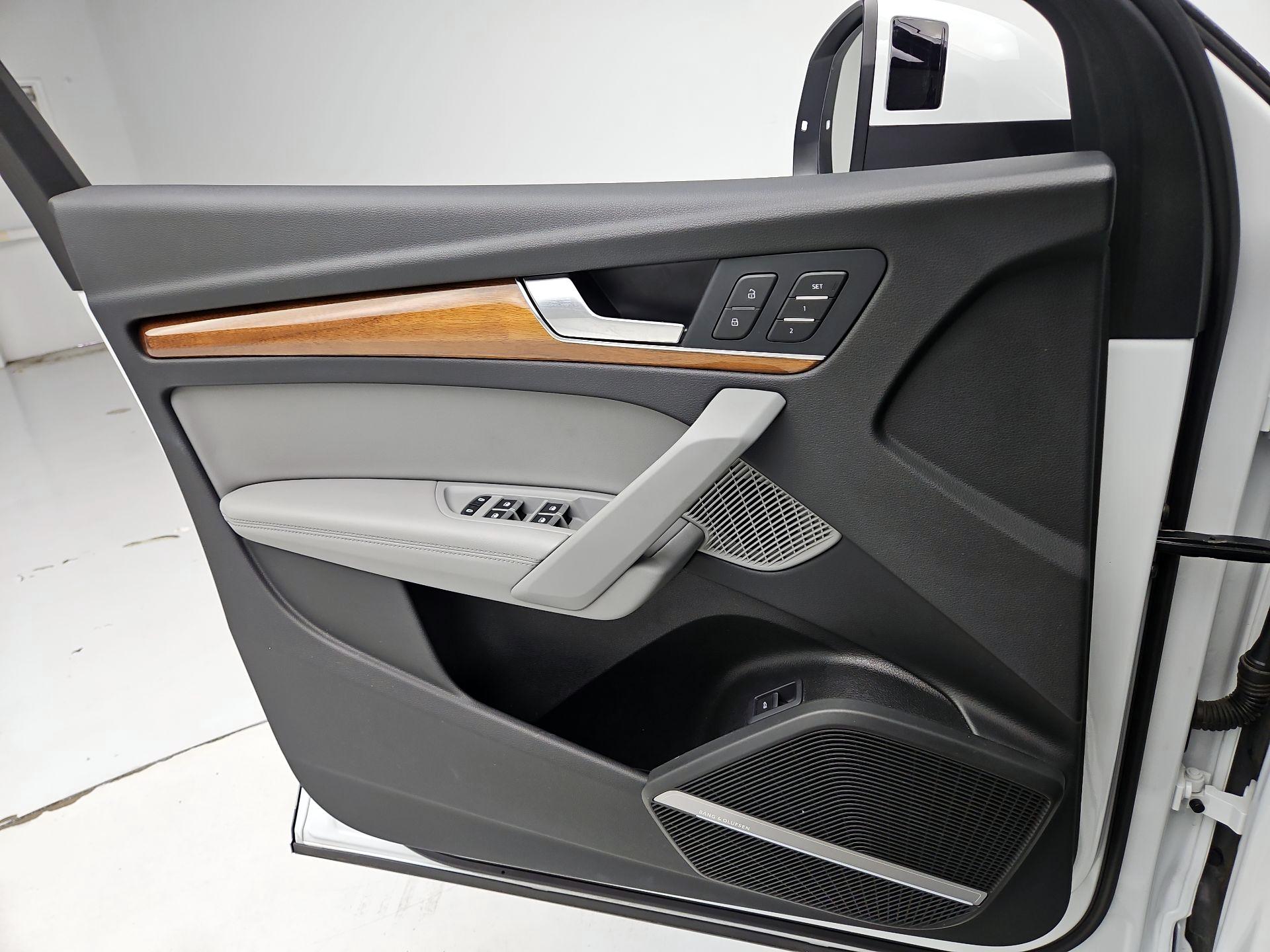 Thumbnail: 2023 Audi Q5 - 12