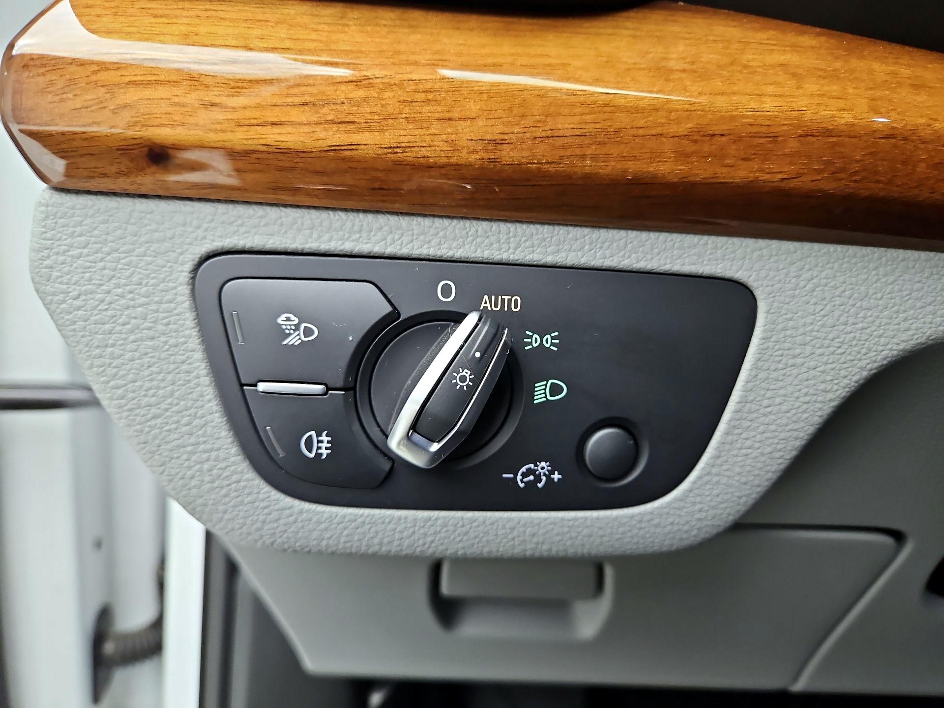 Thumbnail: 2023 Audi Q5 - 13