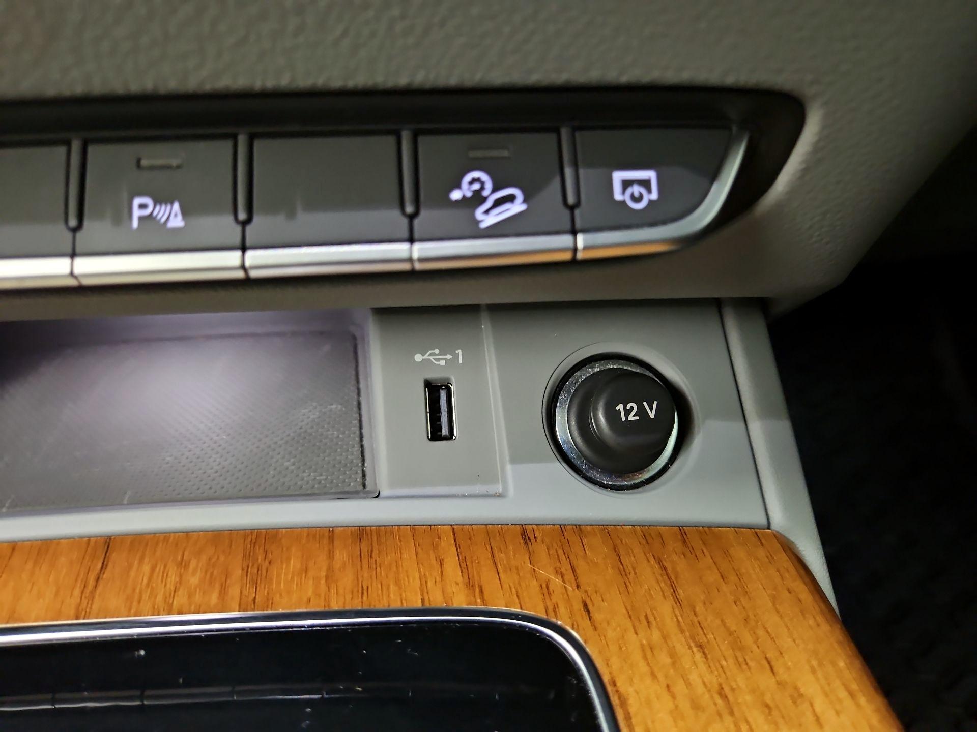 Thumbnail: 2023 Audi Q5 - 18