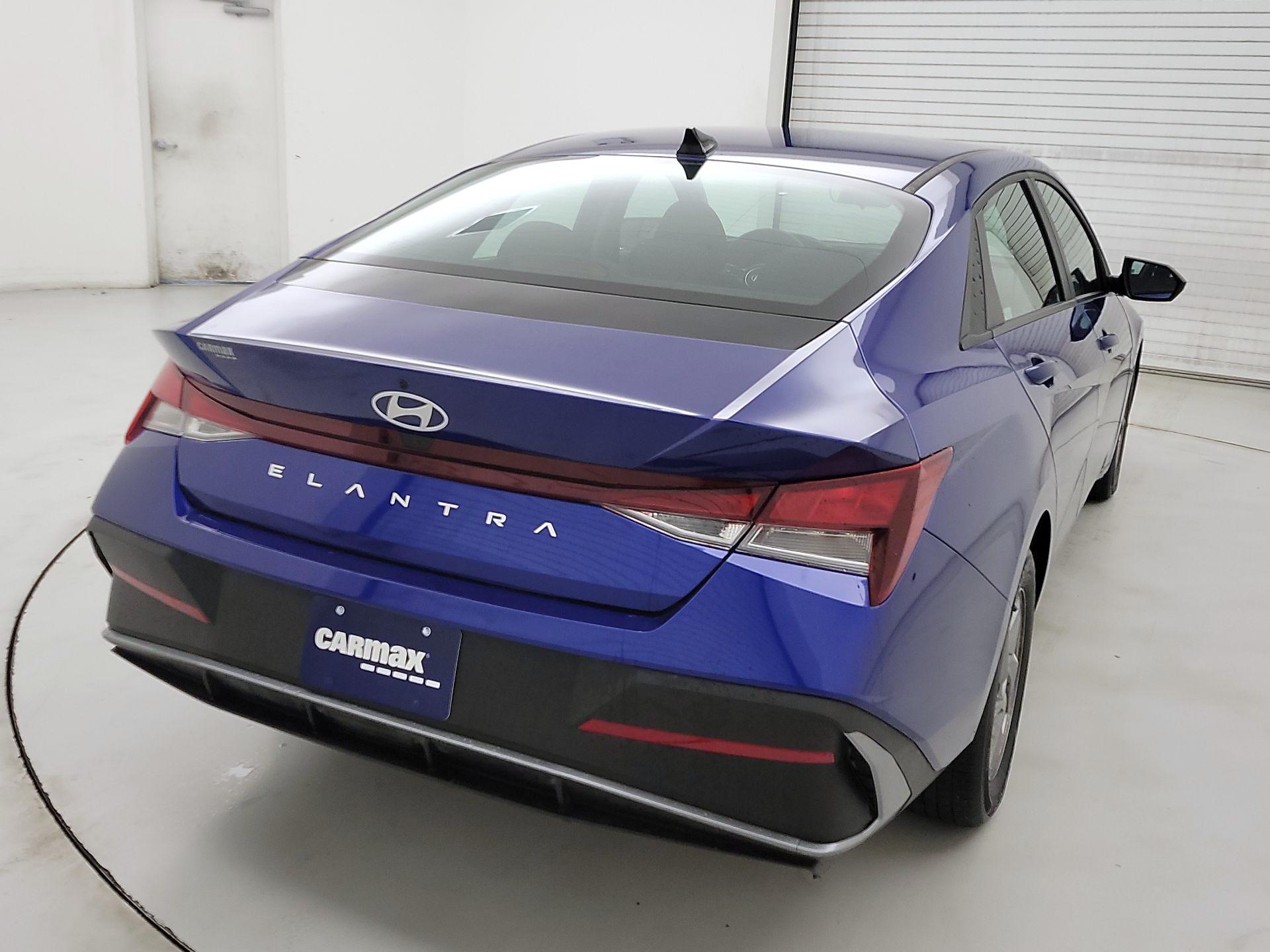 Thumbnail: 2025 Hyundai Elantra - 5