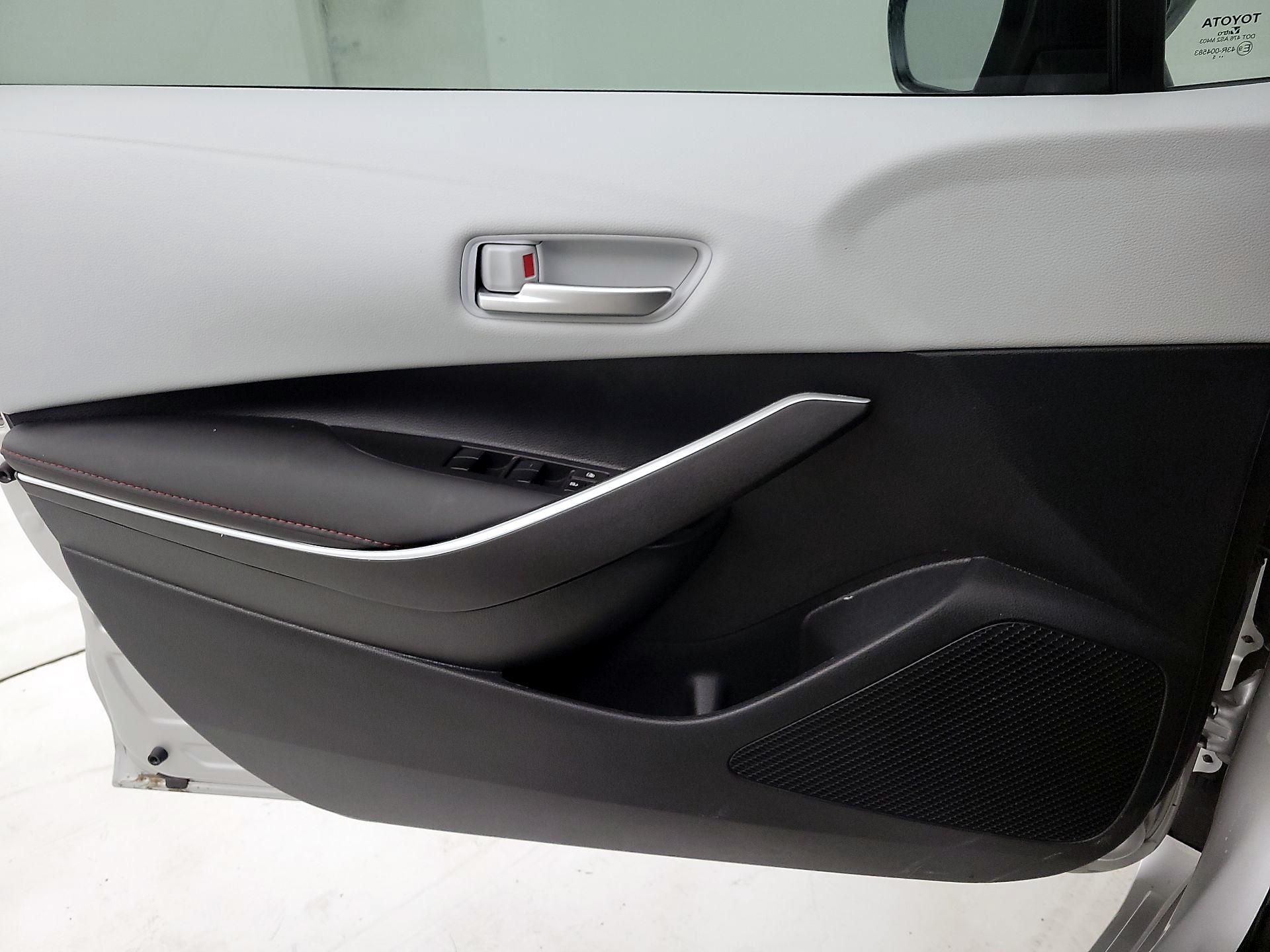 Thumbnail: 2025 Toyota Corolla - 10