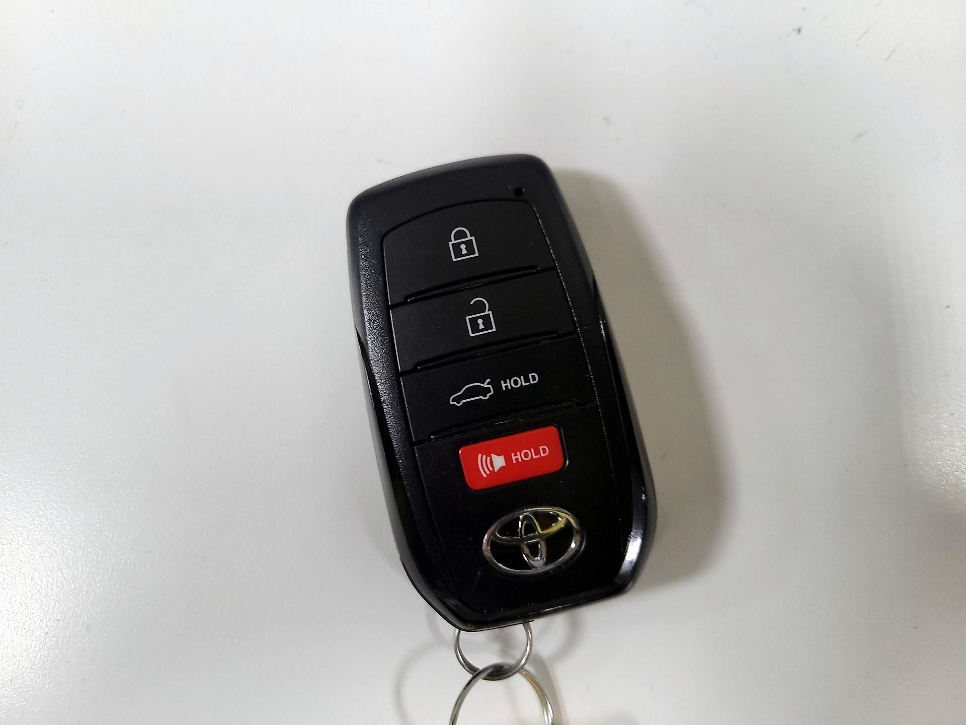 Thumbnail: 2025 Toyota Corolla - 20