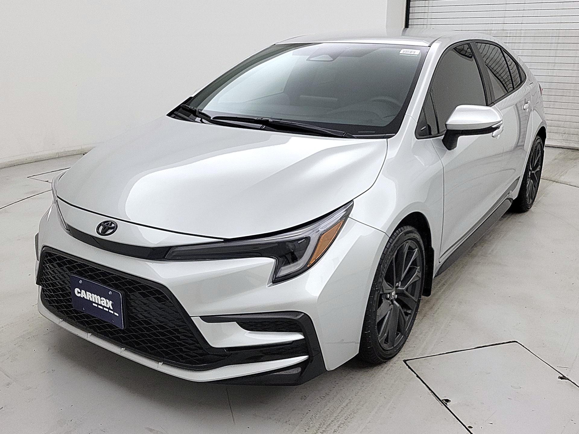 Thumbnail: 2025 Toyota Corolla - 3