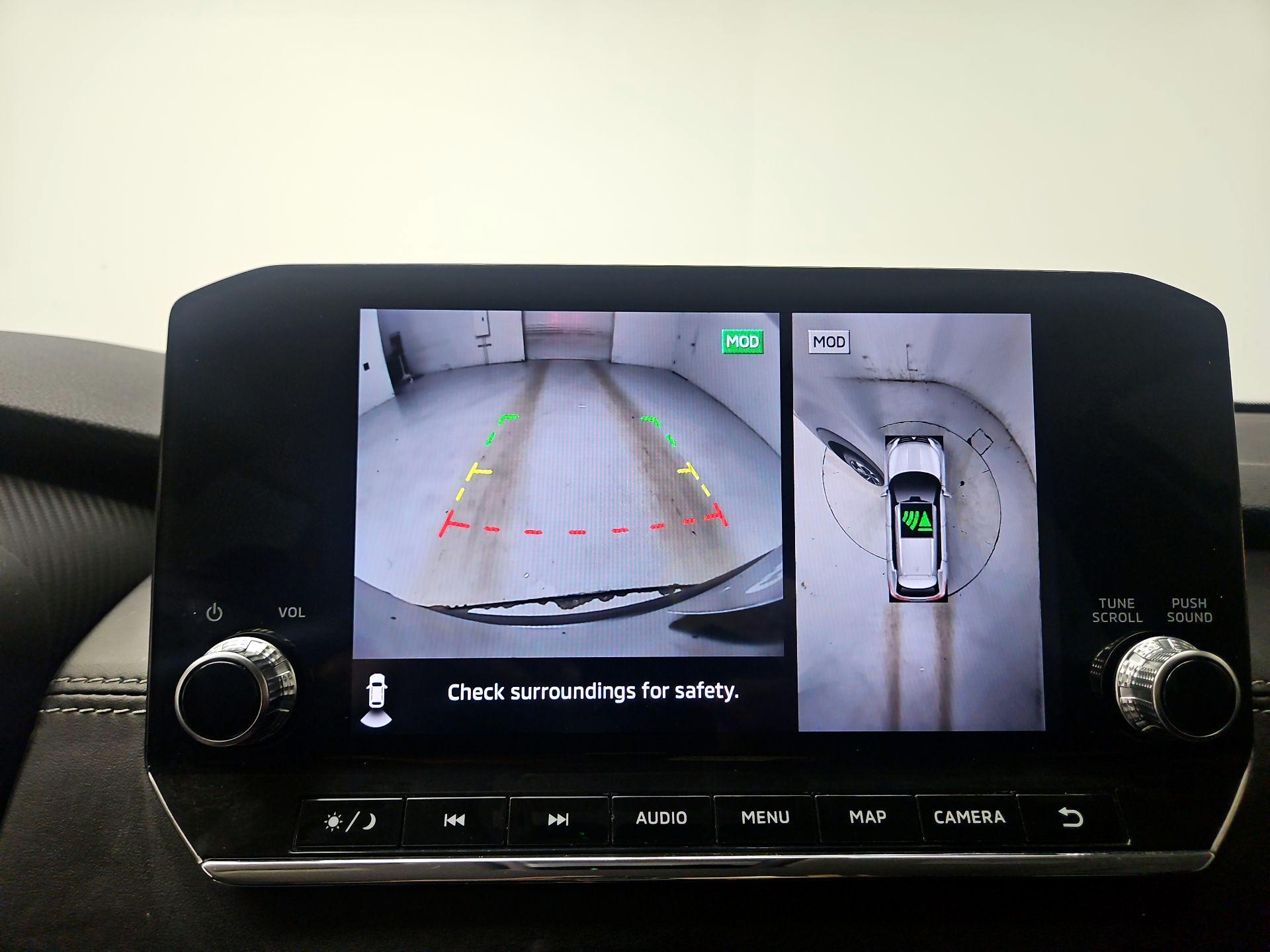 Thumbnail: 2022 Mitsubishi Outlander - 15