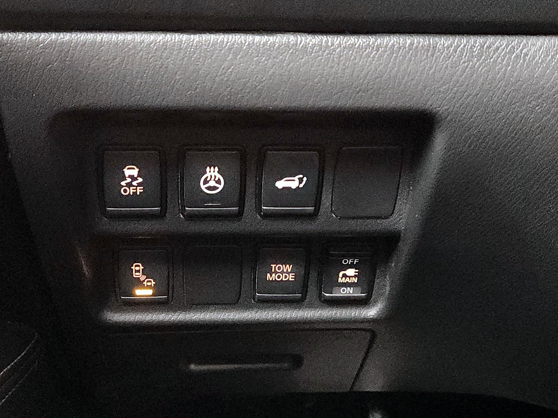 Thumbnail: 2020 Nissan Pathfinder - 13