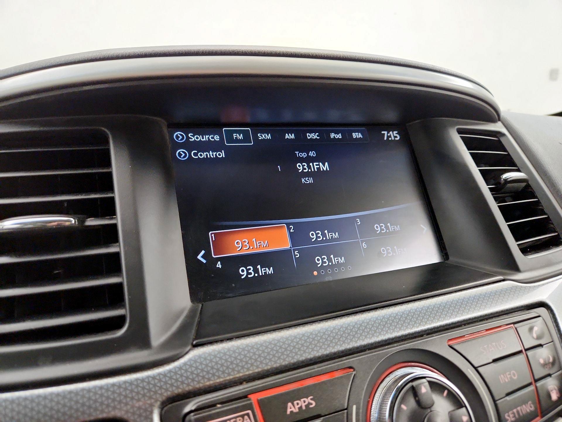 Thumbnail: 2020 Nissan Pathfinder - 16