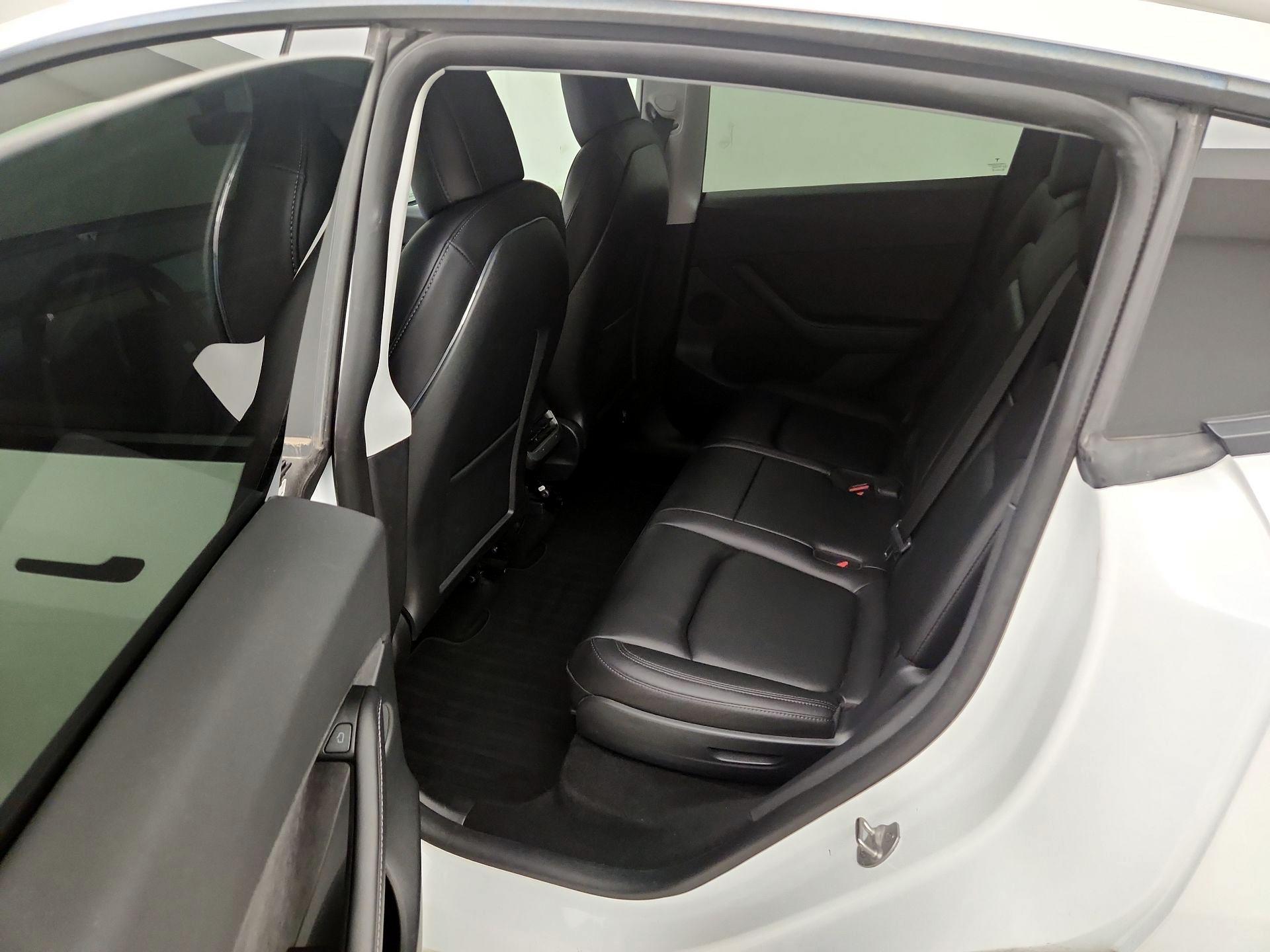 Thumbnail: 2021 Tesla Model Y - 19