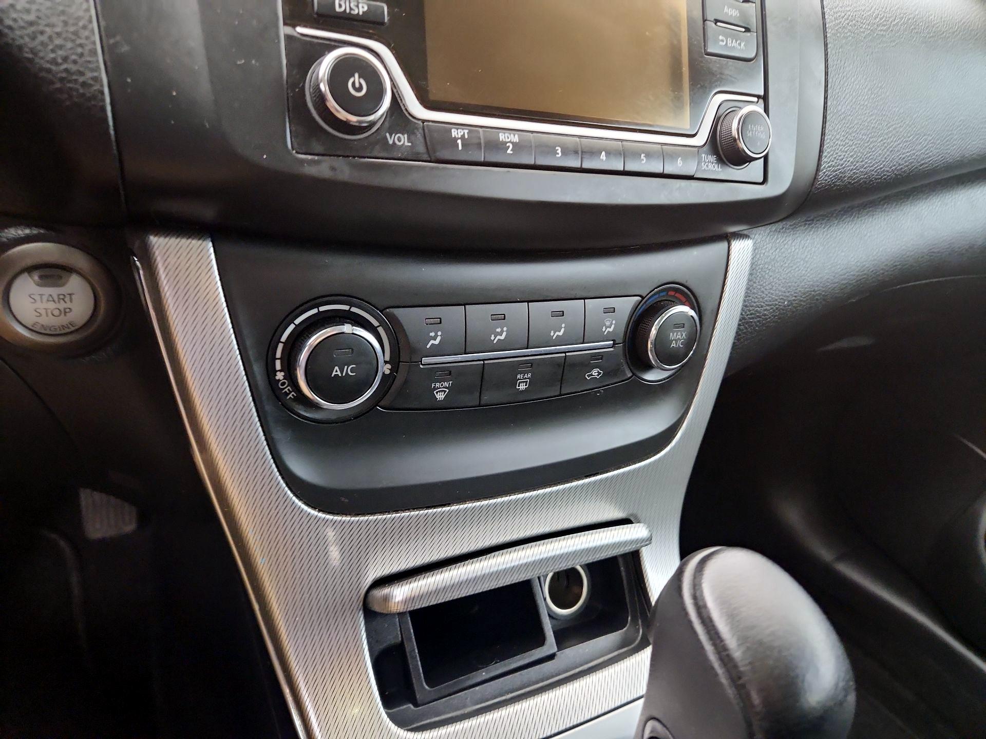 Thumbnail: 2015 Nissan Sentra - 16