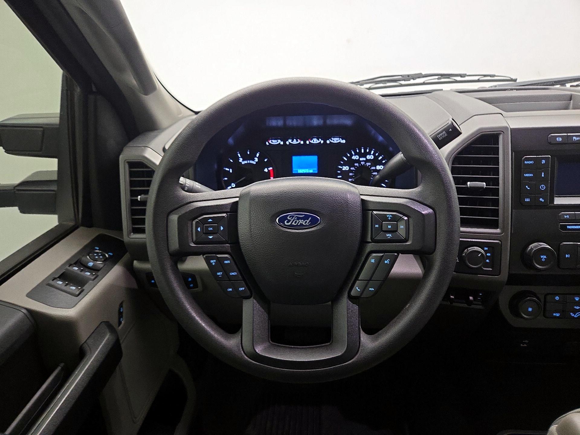 Thumbnail: 2020 Ford F-250 - 10